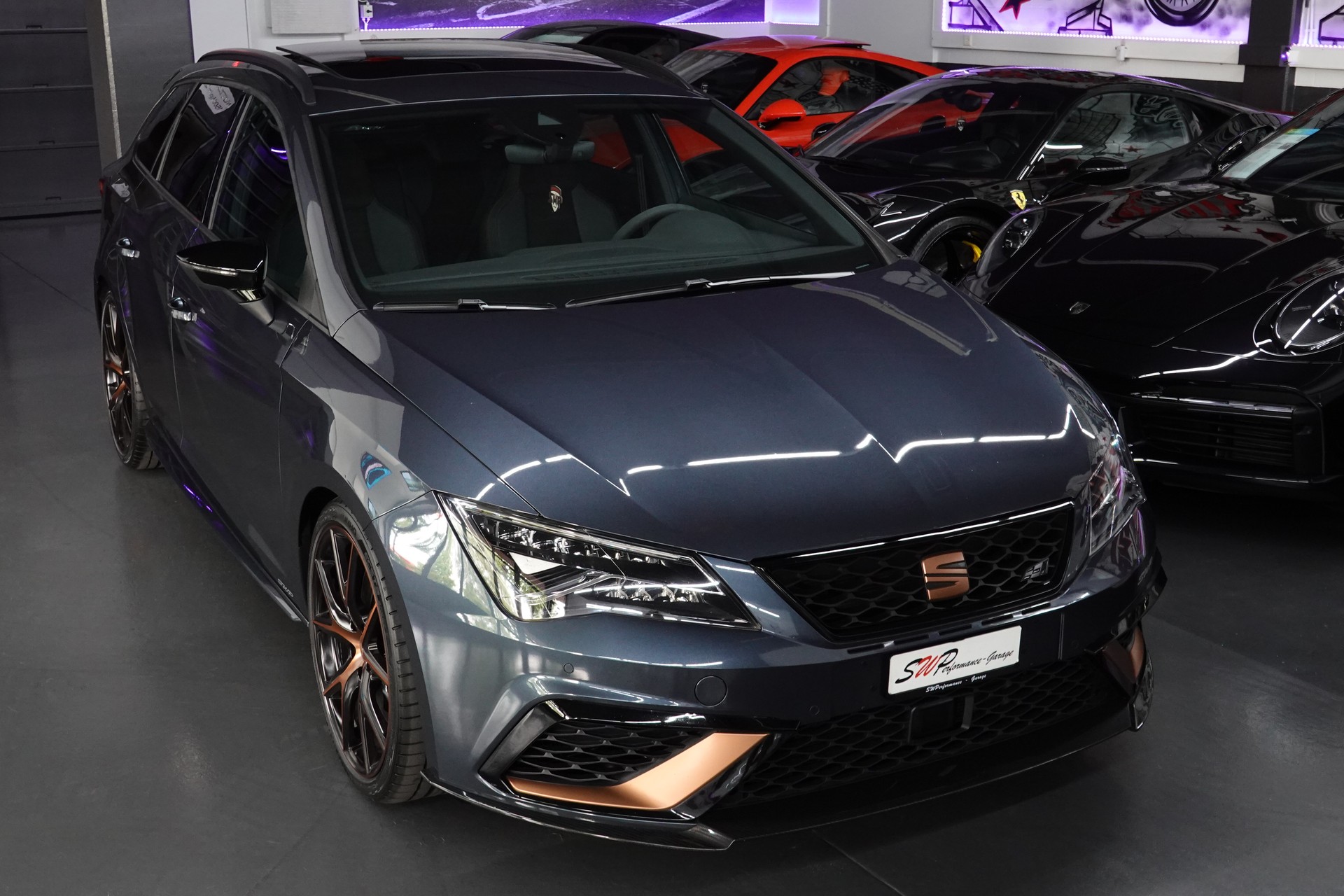 SEAT LEON 2.0 TSI CUPRA R 340 DSG 4-DRIVE APR ON TOP-image-17