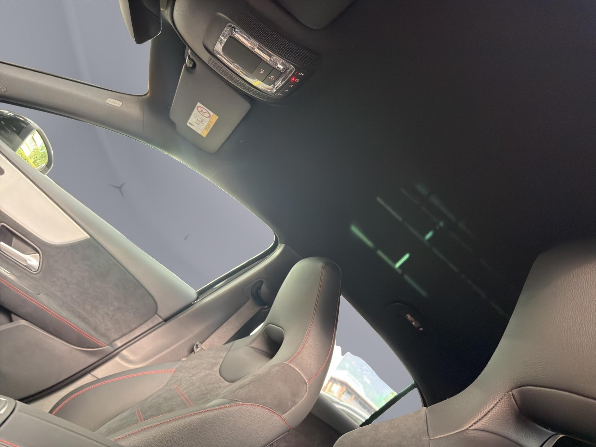 MERCEDES-BENZ A 220 AMG Line 4m-image-11