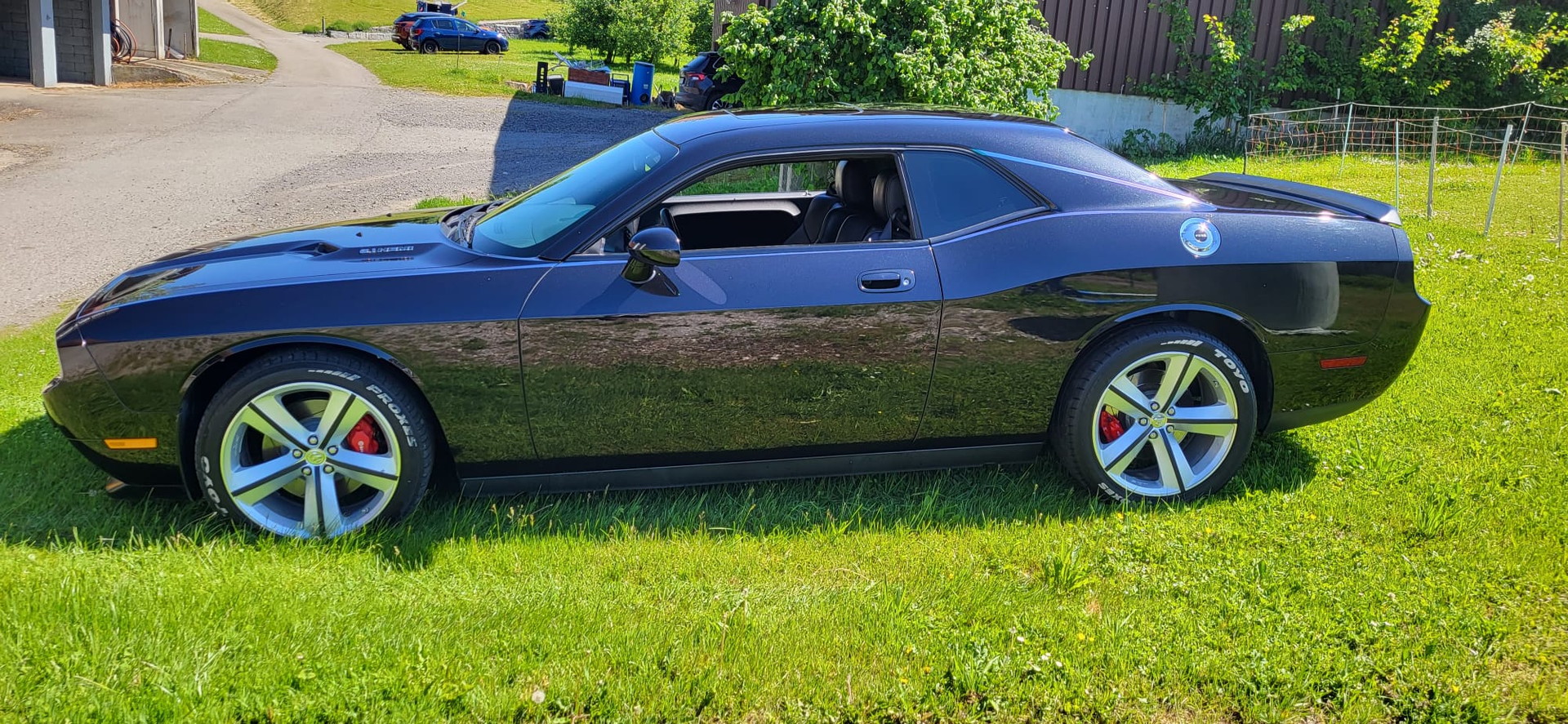 DODGE 6.1 HEMI SRT8-image-5