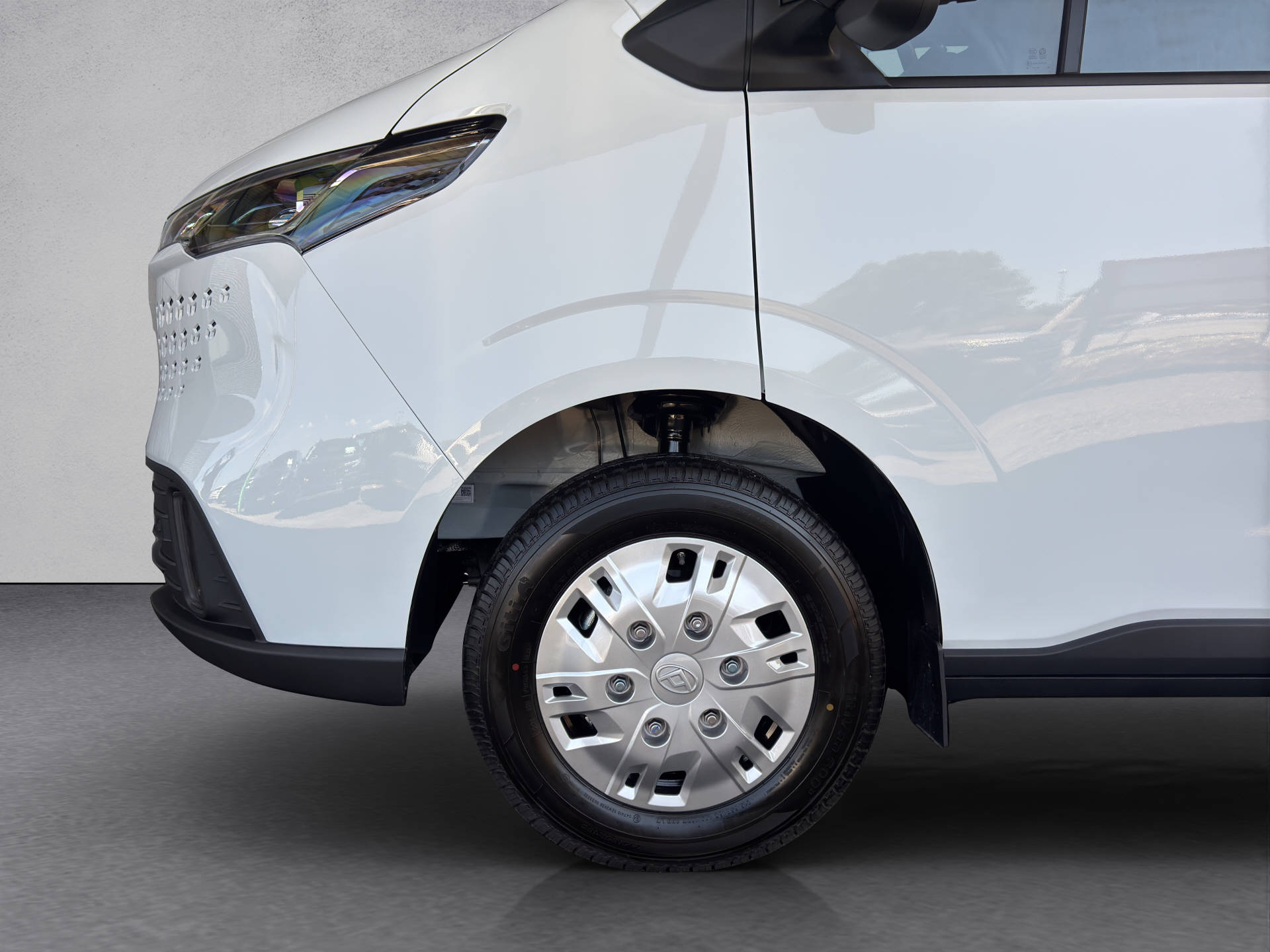 MAXUS Deliver 7 Kaw. L1H1 2.0 TD Base-image-3