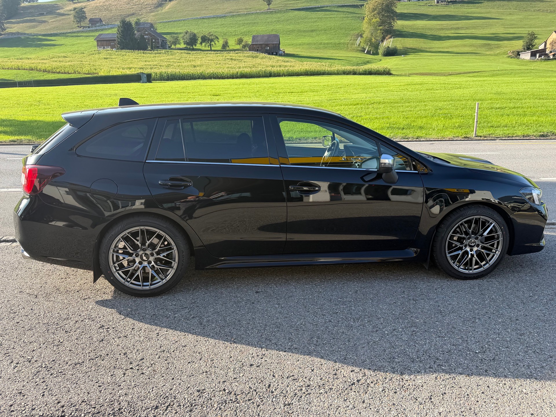 SUBARU Levorg 1.6DIT Swiss S AWD Lineartronic-image-10