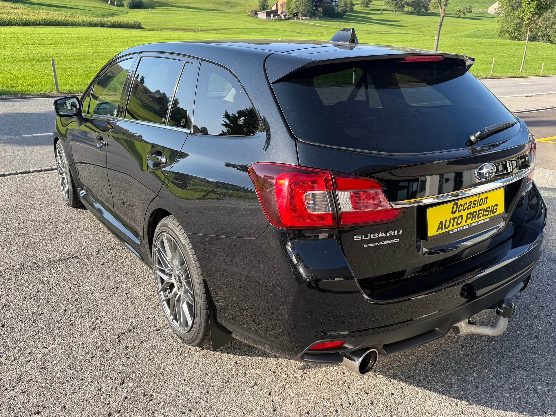 SUBARU Levorg 1.6DIT Swiss S AWD Lineartronic-image-8