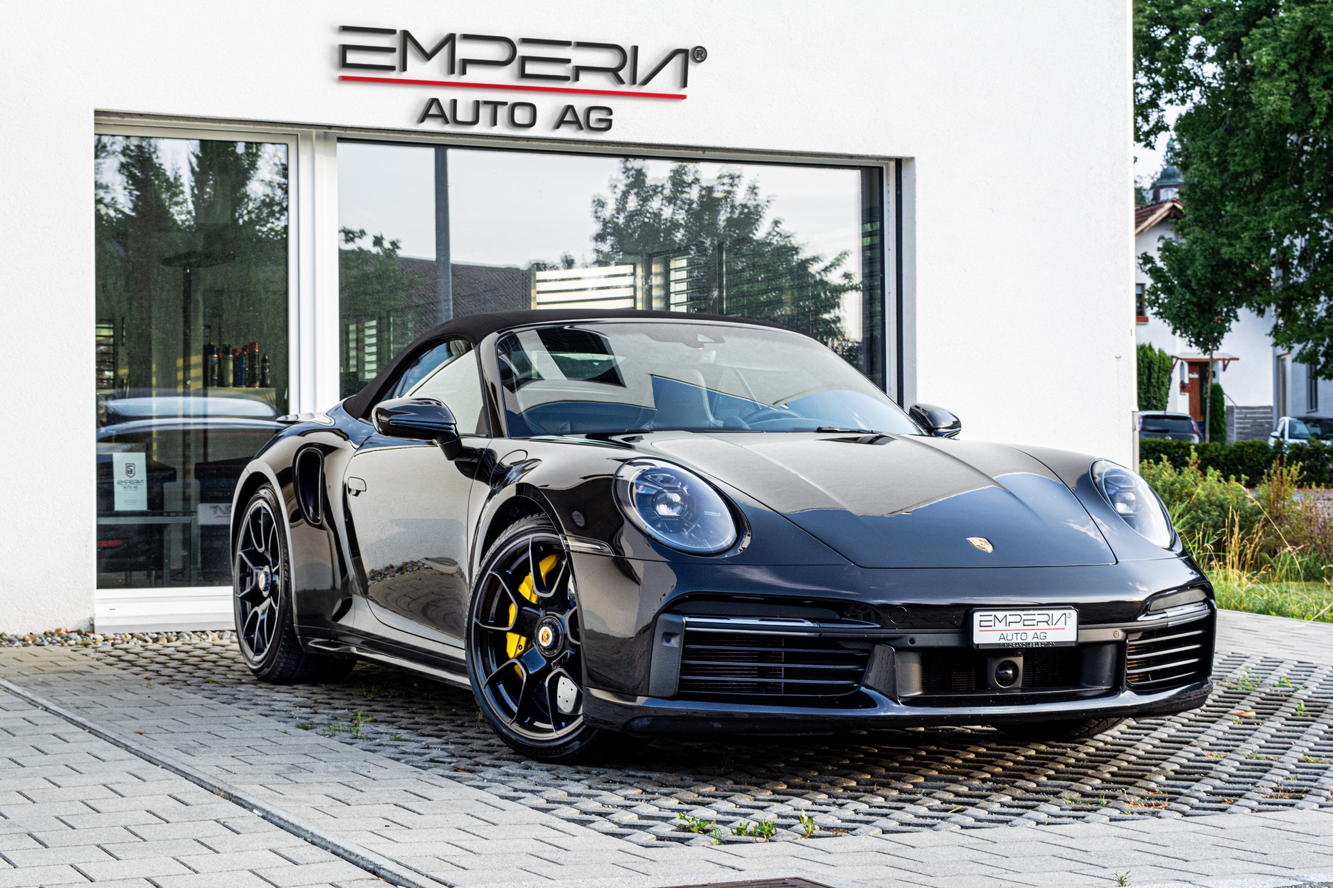 PORSCHE 911 Turbo S Cabriolet PDK-showroom-element-1