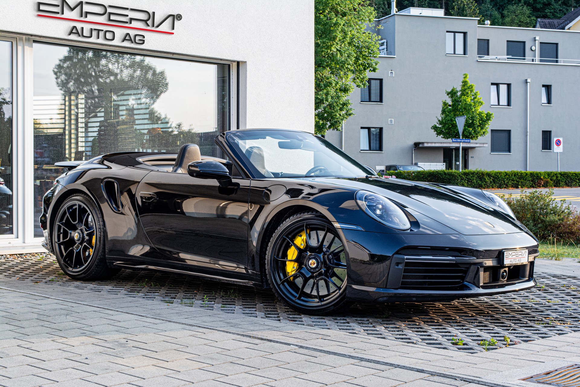 PORSCHE 911 Turbo S Cabriolet PDK-showroom-element-3