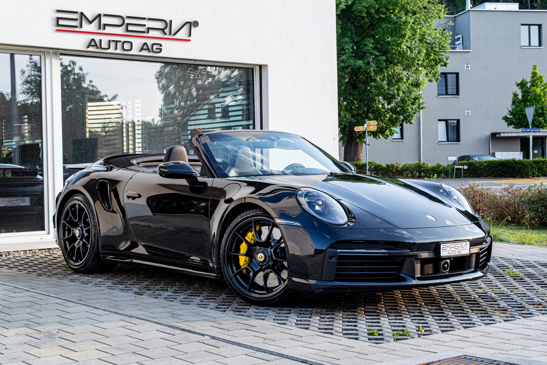 PORSCHE 911 Turbo S Cabriolet PDK-showroom-element-2