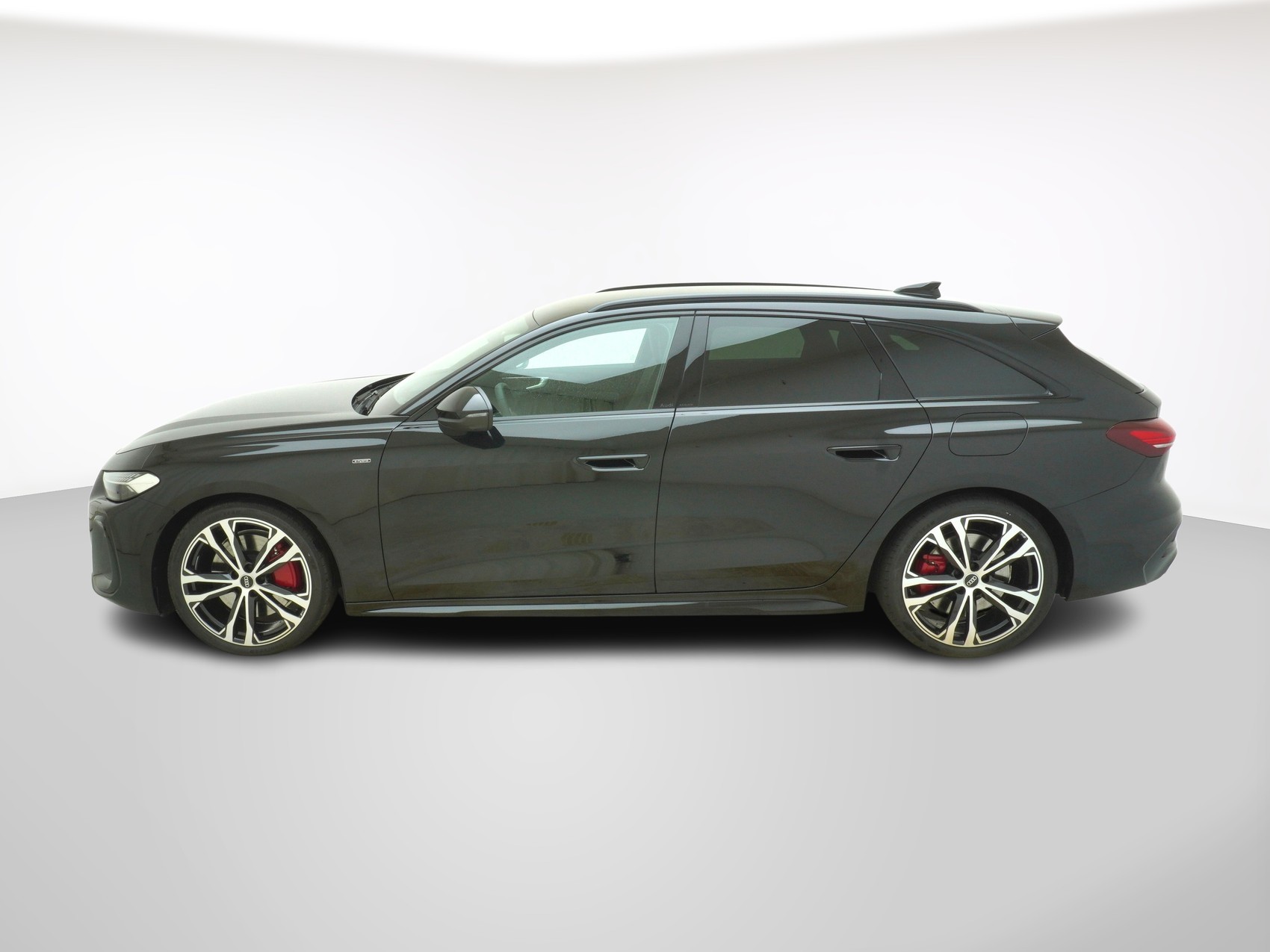 AUDI A5 Avant 2.0 e-hybrid S line quattro S-Tronic-image-1
