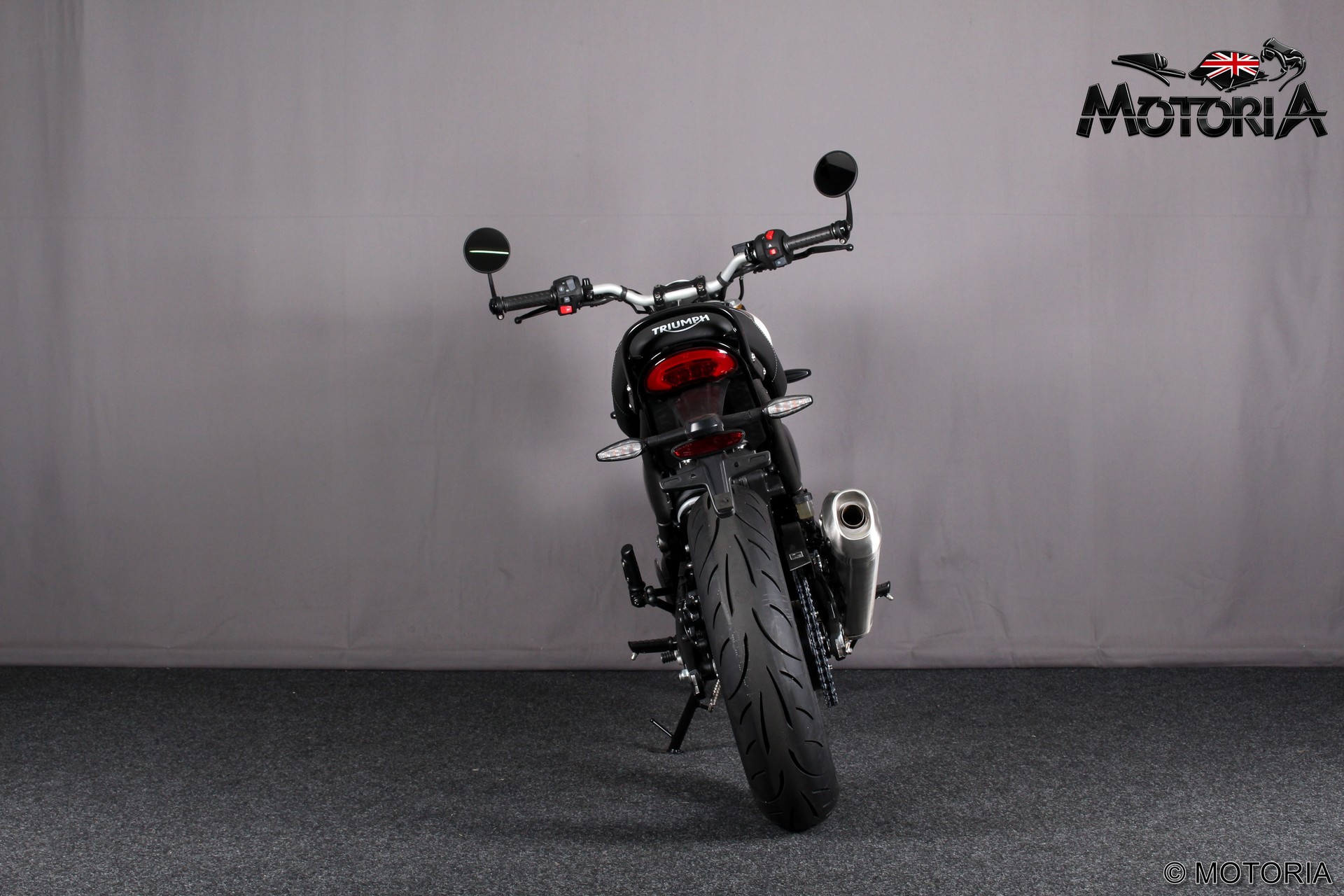 TRIUMPH Speed 400-showroom-element-3