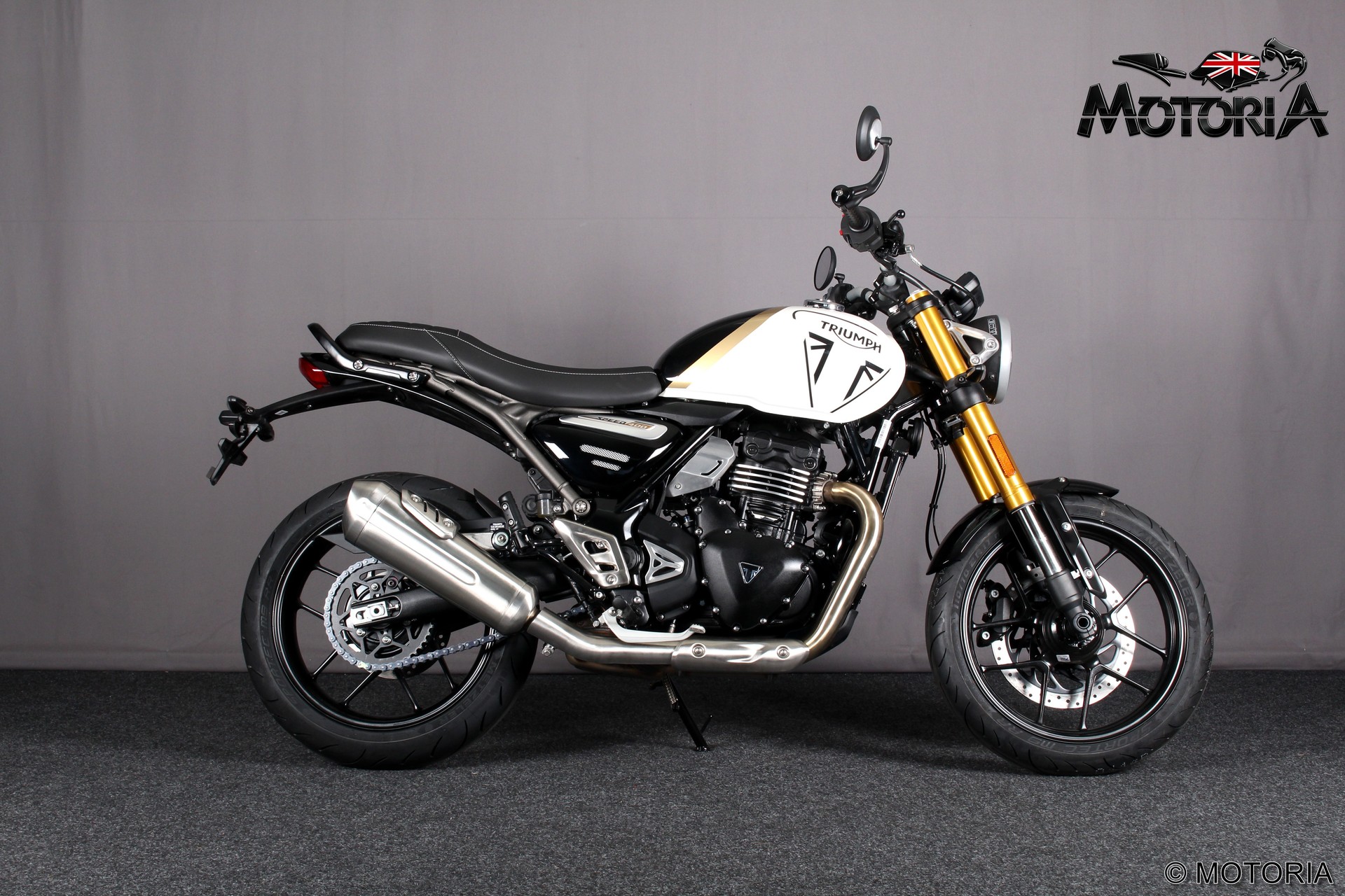 TRIUMPH Speed 400-showroom-element-1