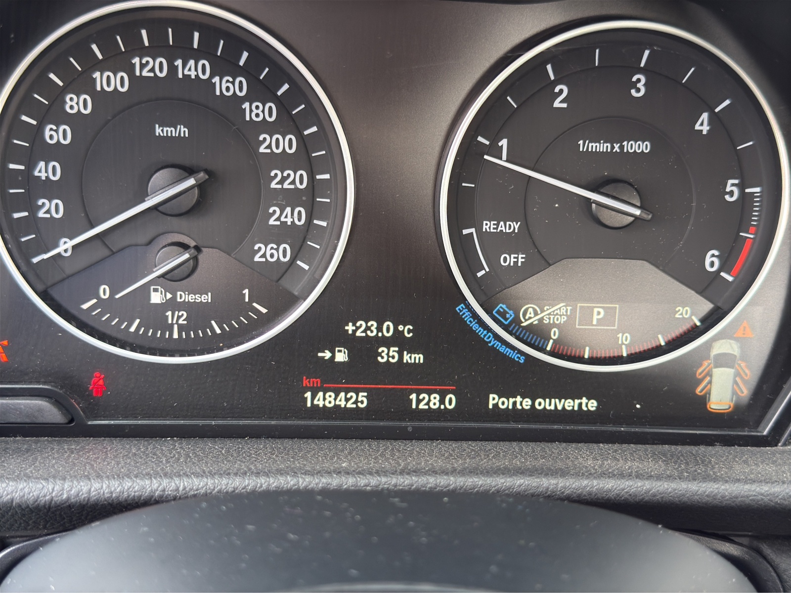BMW 218d xDrive Gran Tourer M Sport Steptronic-image-10