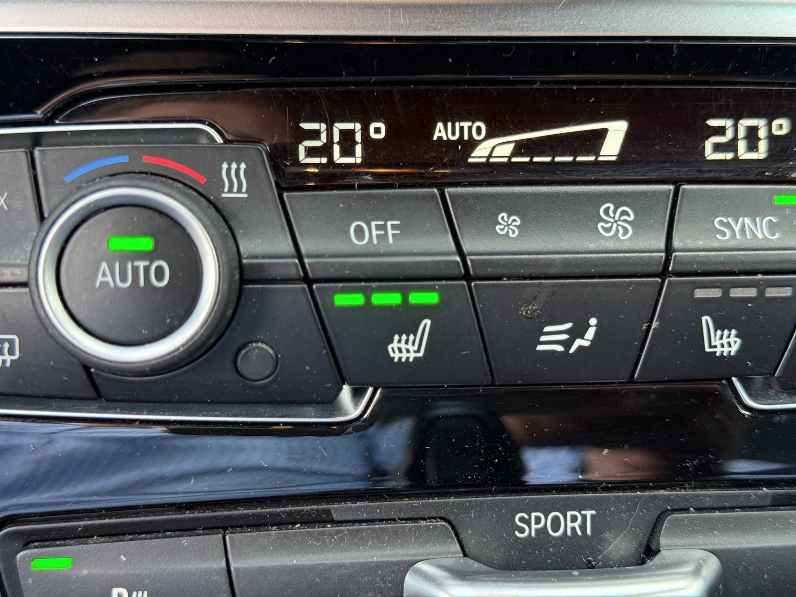 BMW 218d xDrive Gran Tourer M Sport Steptronic-image-26
