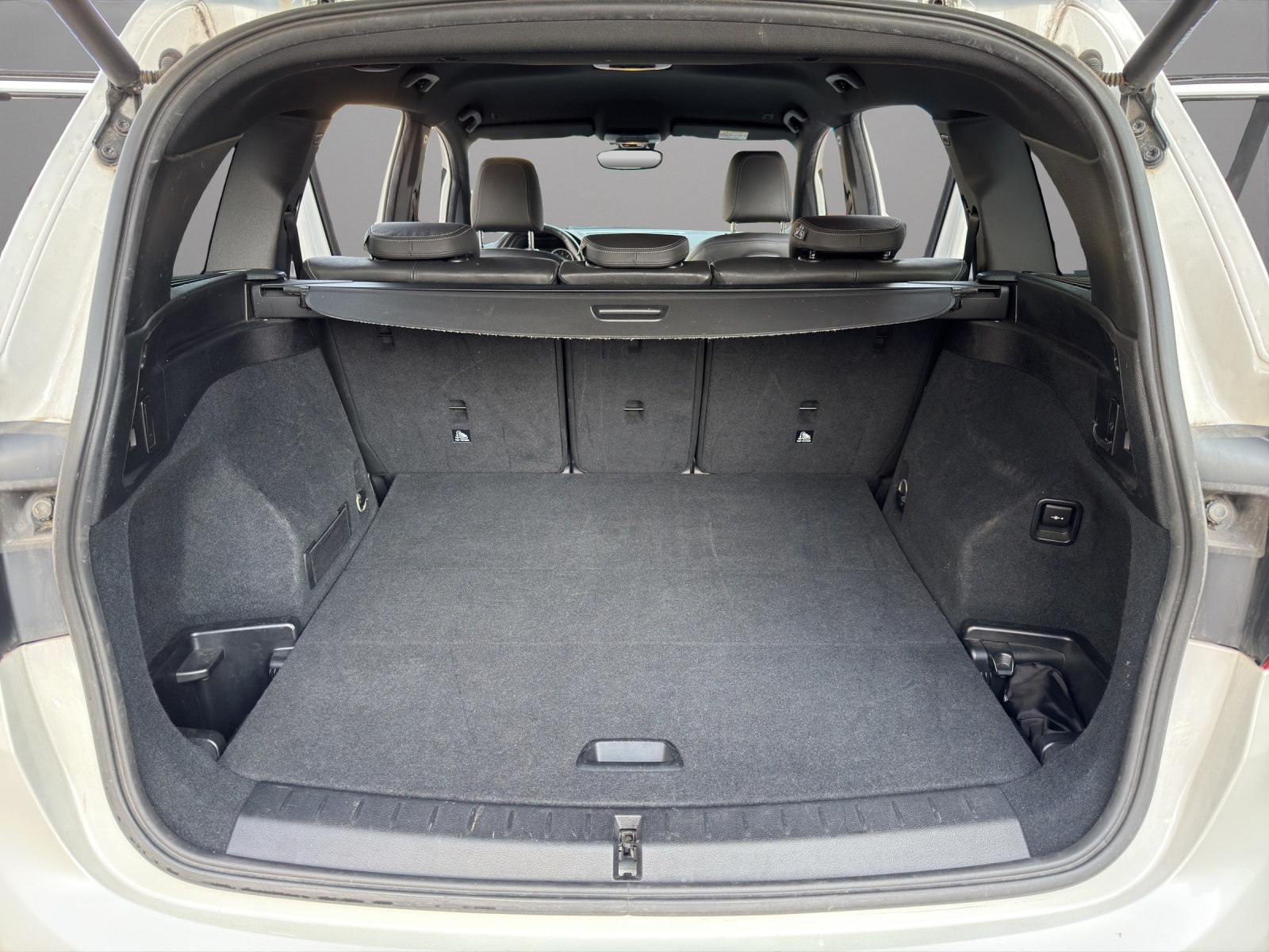 BMW 218d xDrive Gran Tourer M Sport Steptronic-image-18