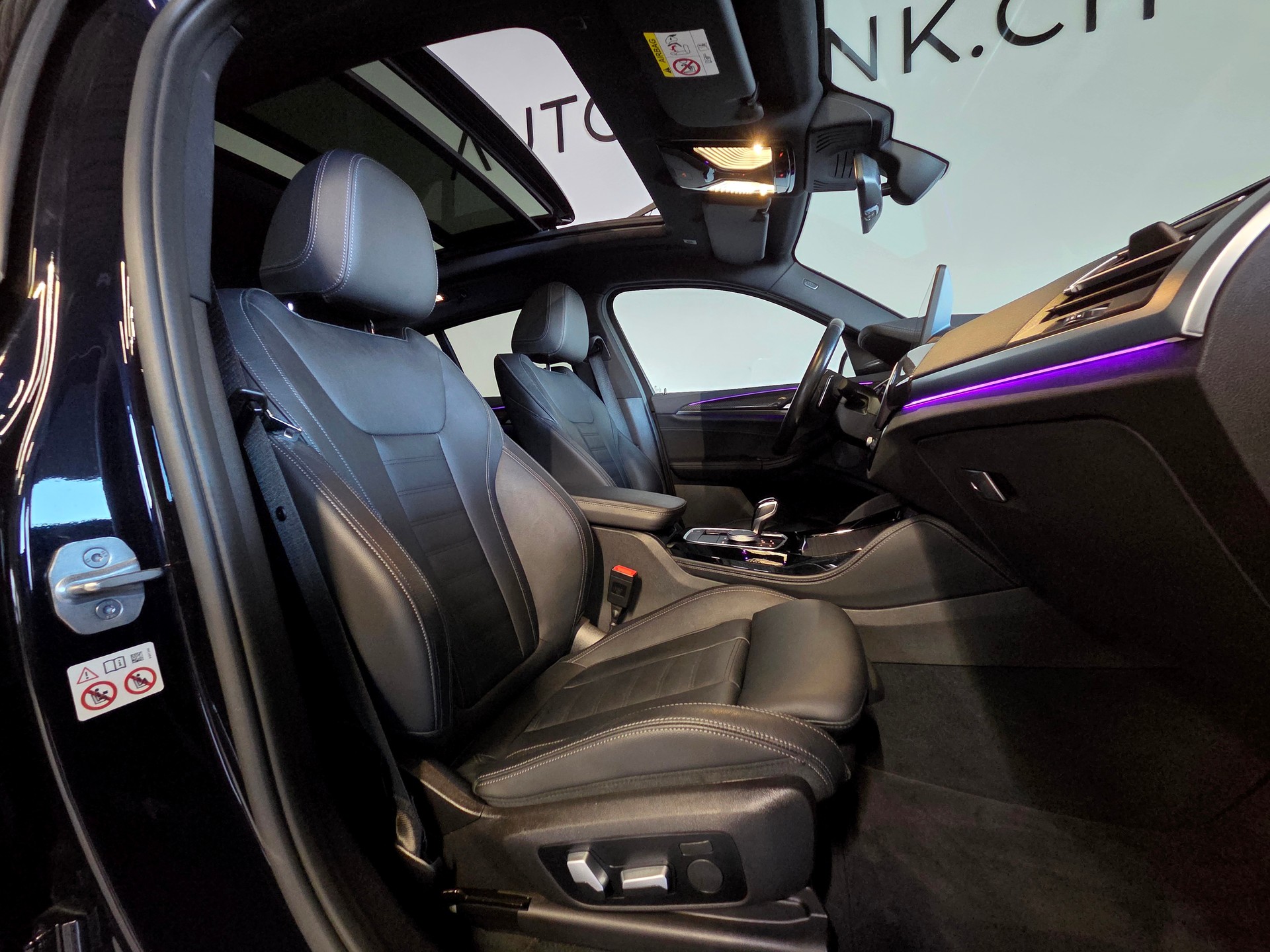 BMW X4 M40d-image-24