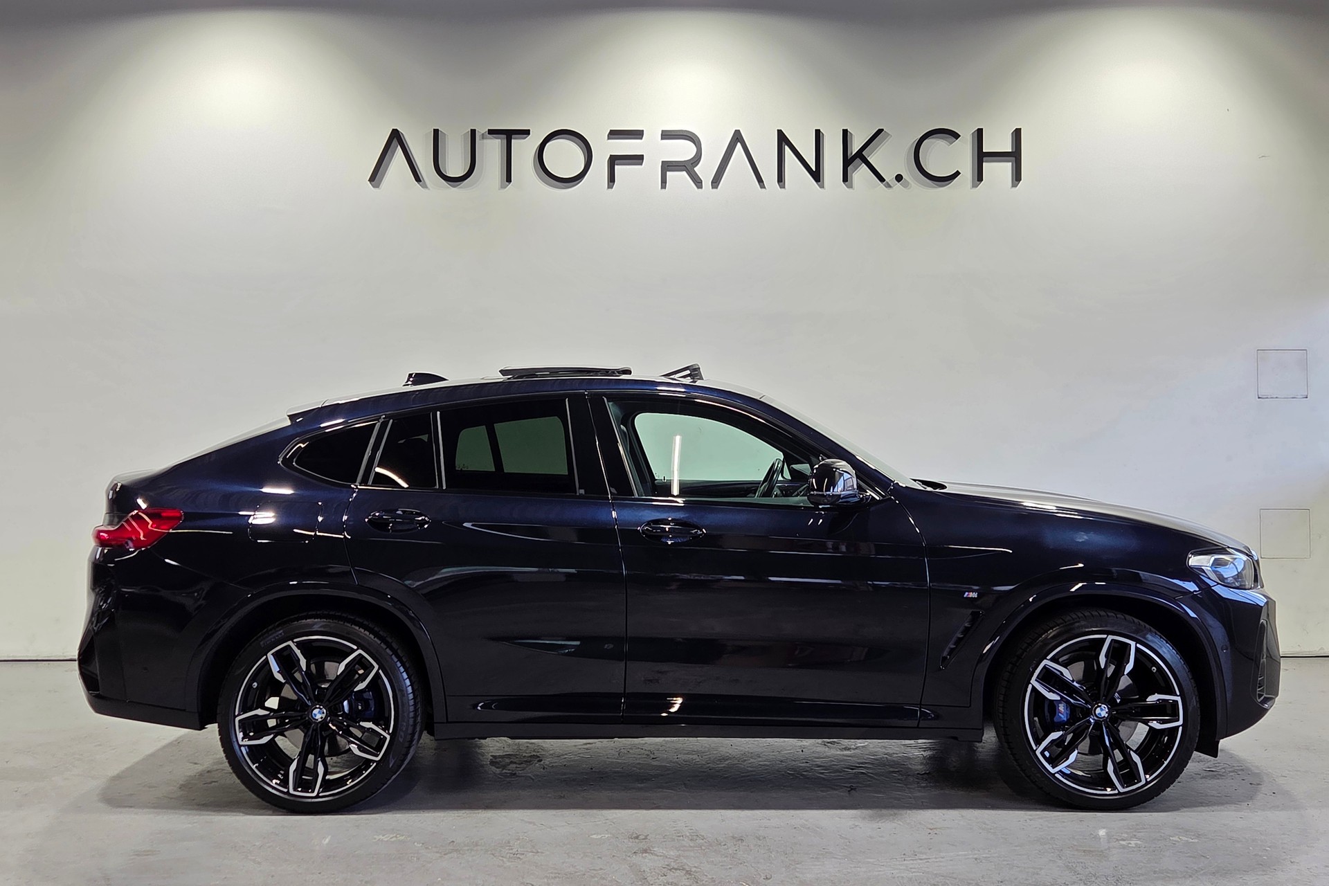 BMW X4 M40d-image-6