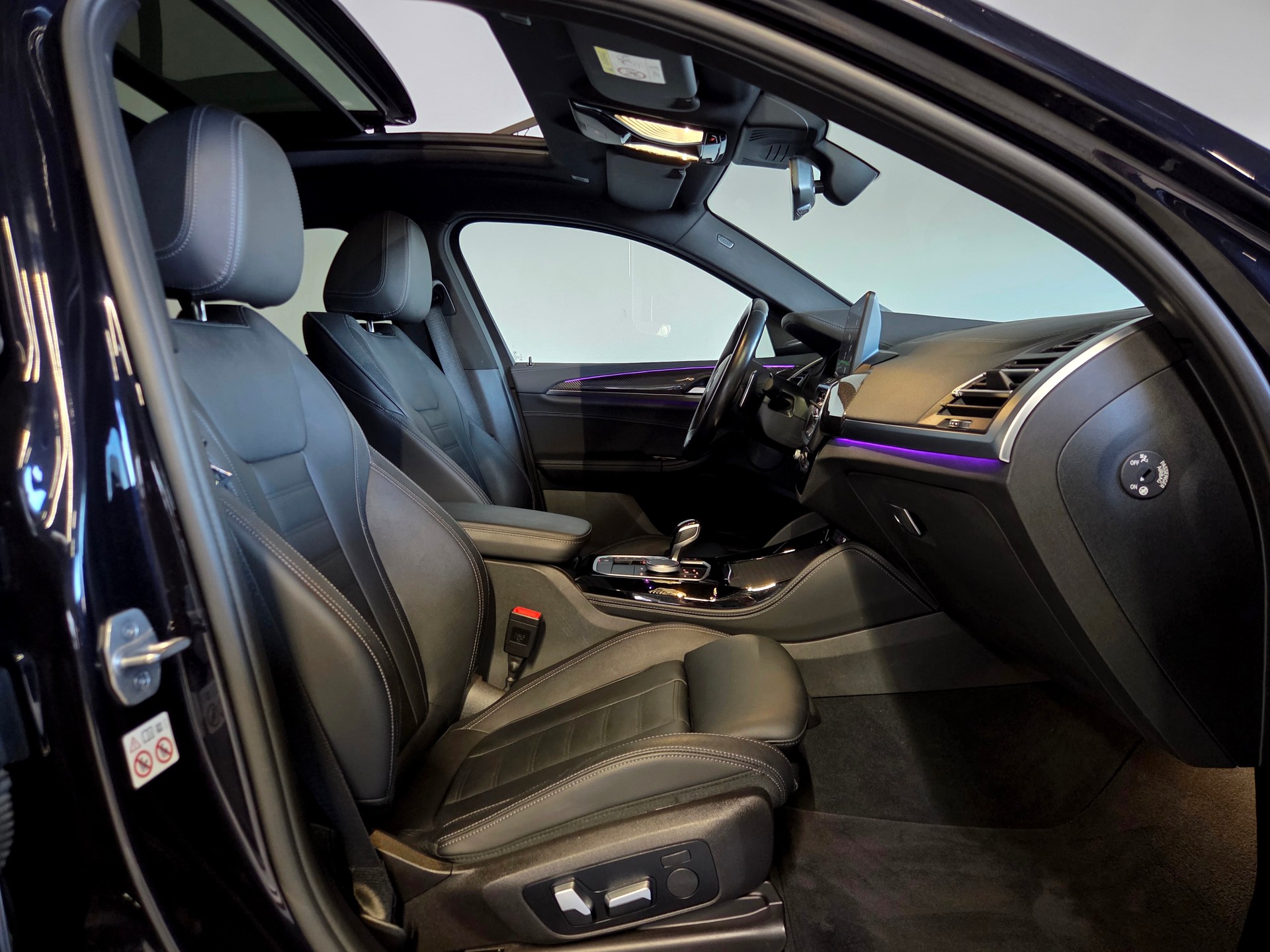 BMW X4 M40d-image-22