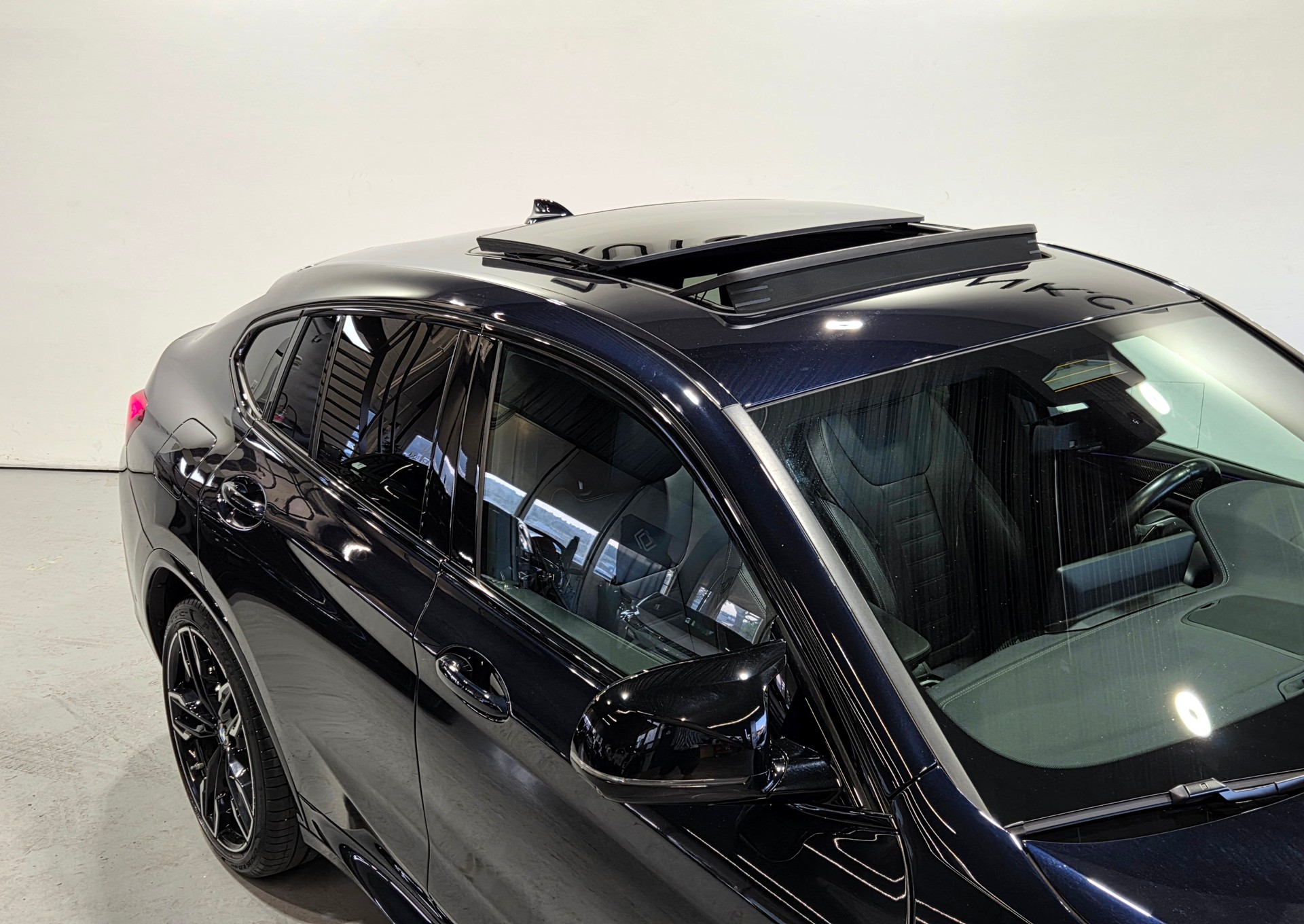 BMW X4 M40d-image-4