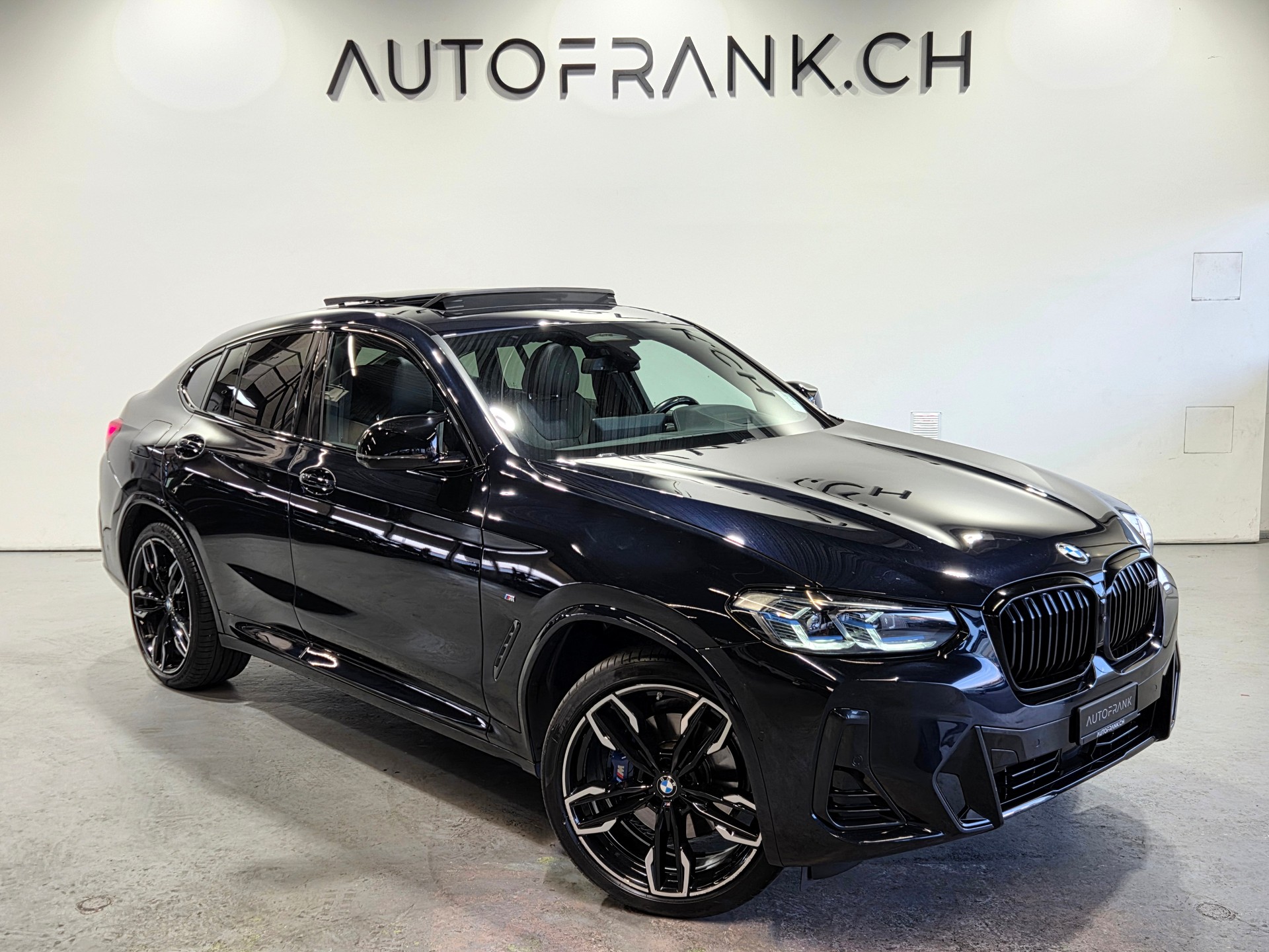 BMW X4 M40d-image-3