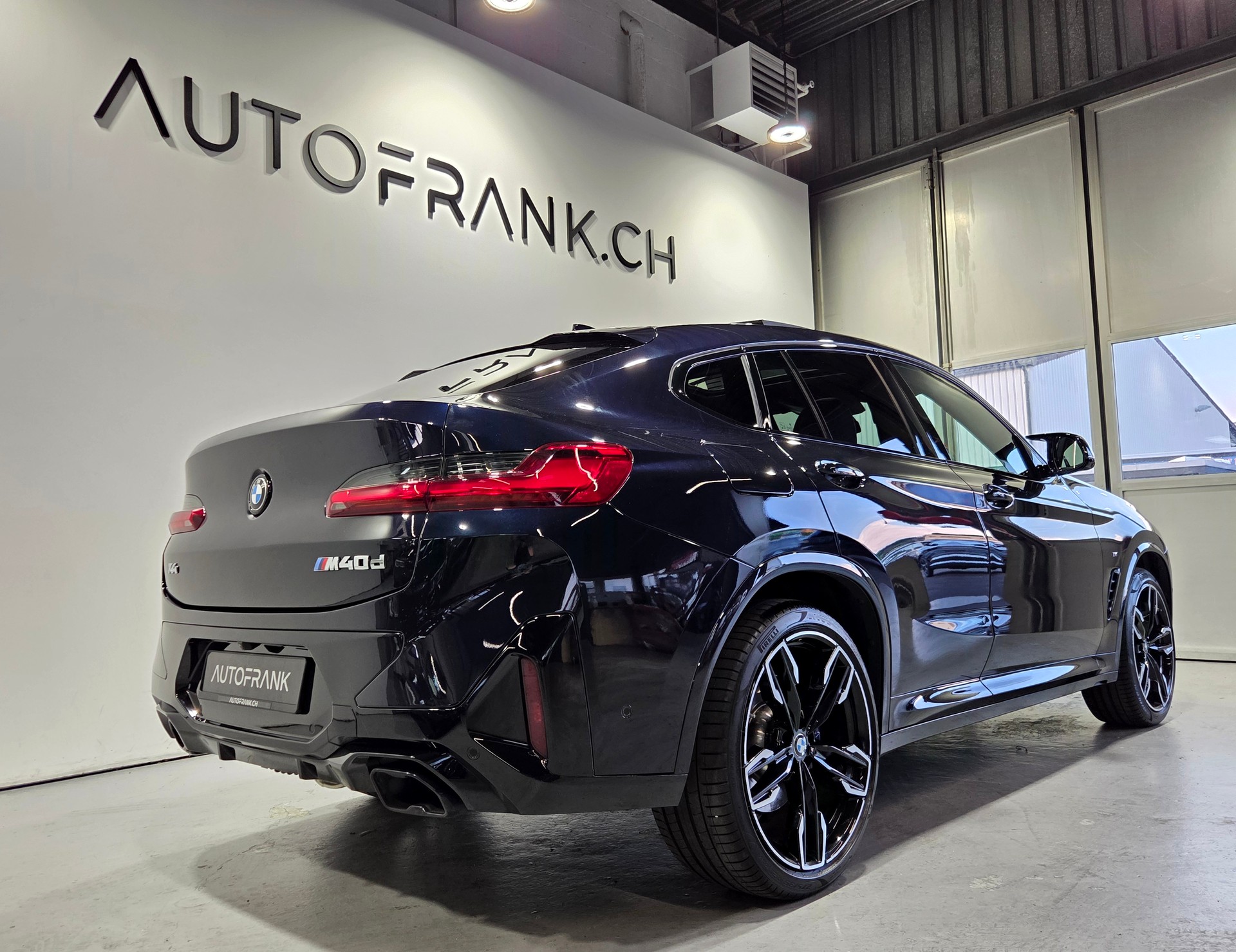 BMW X4 M40d-image-8