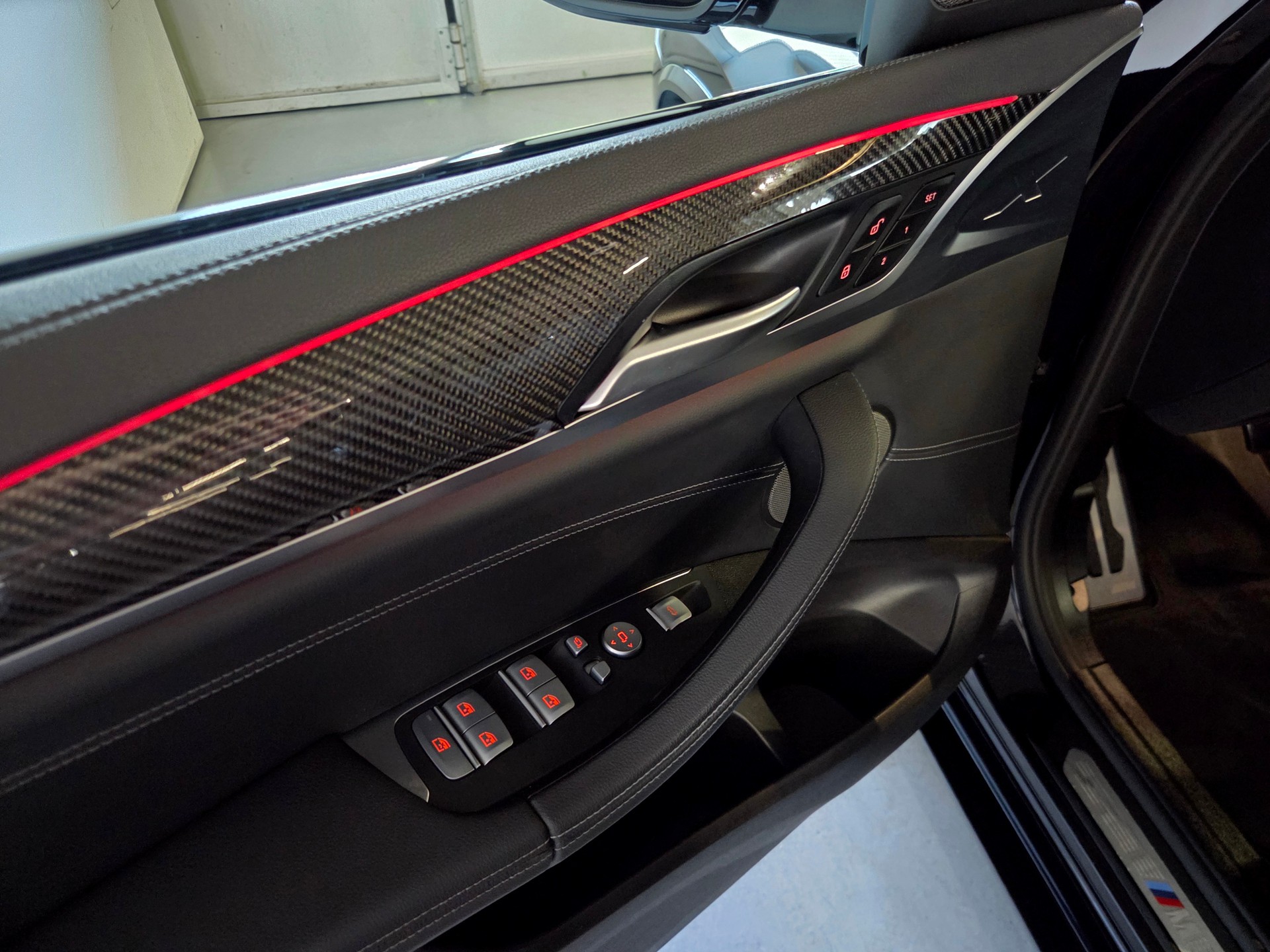 BMW X4 M40d-image-14