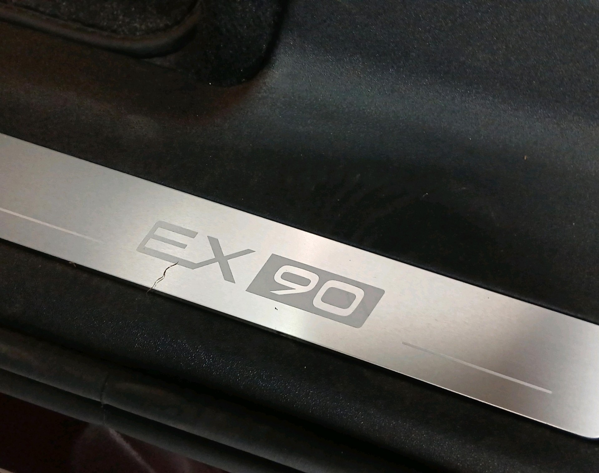 VOLVO EX 90 Twin Ultra AWD-image-17