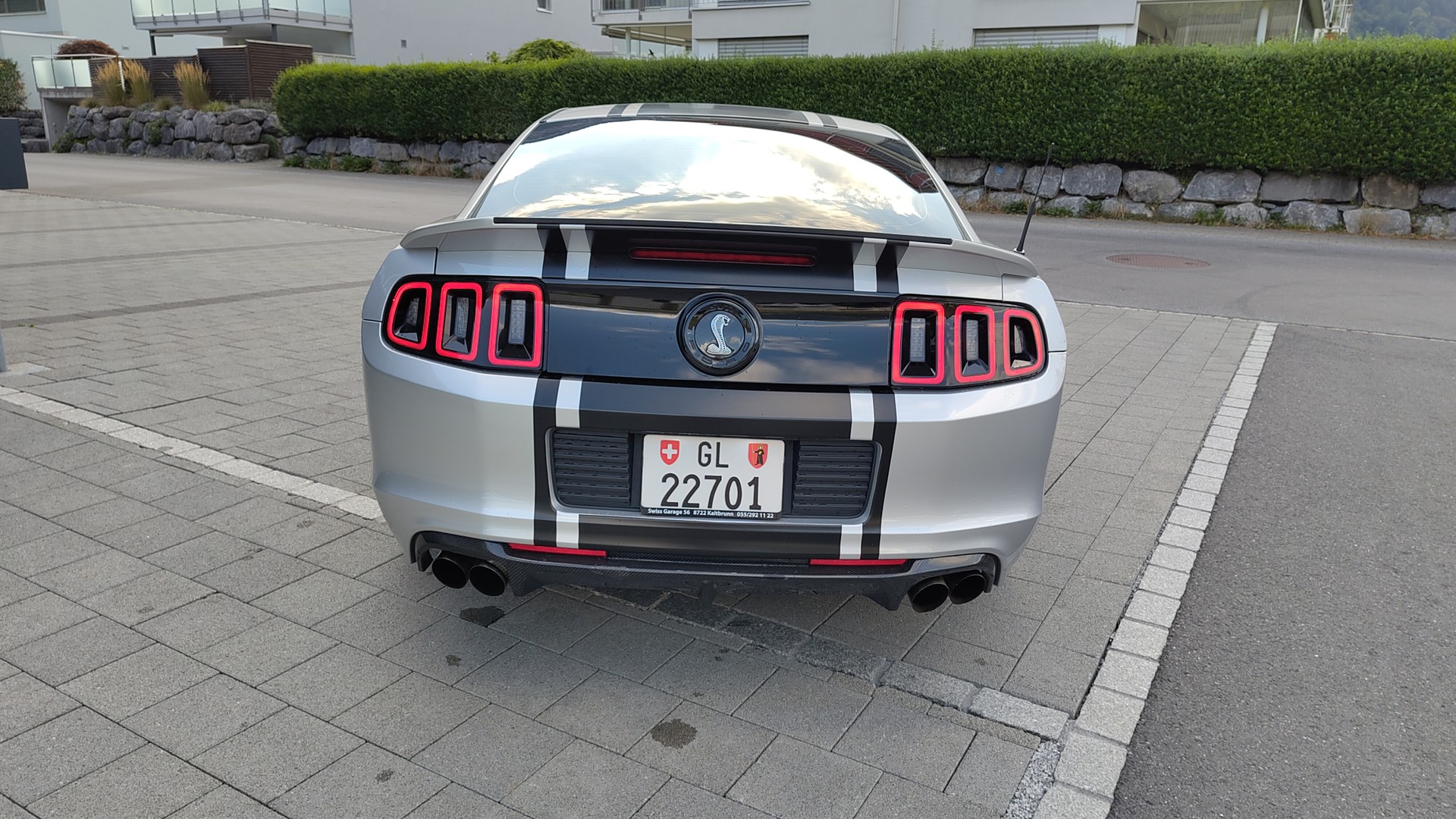 FORD Shelby GT500-image-2