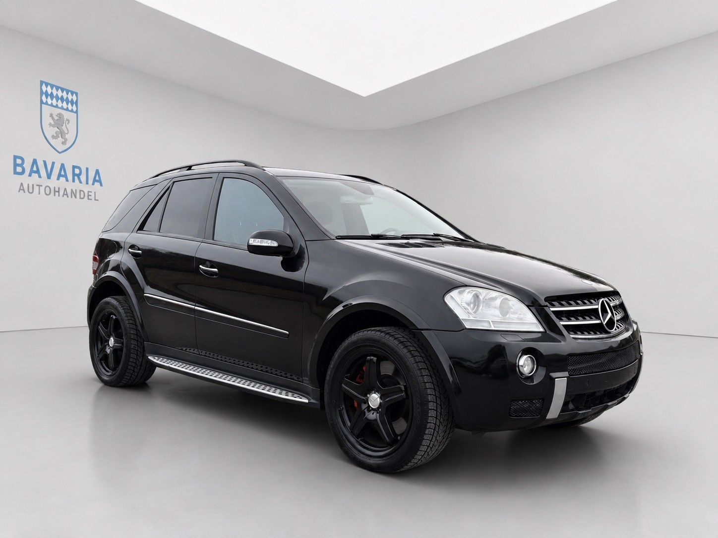 MERCEDES-BENZ ML 63 AMG 4Matic 7G-Tronic-image-7