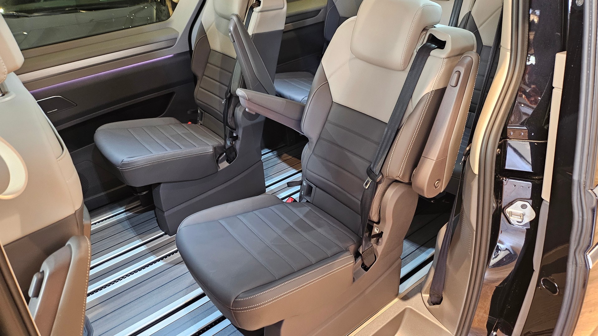 VW VW Multivan 1.5 eHybrid Style Lang 4Motion DSG NP. 104'000.-🔥-image-5