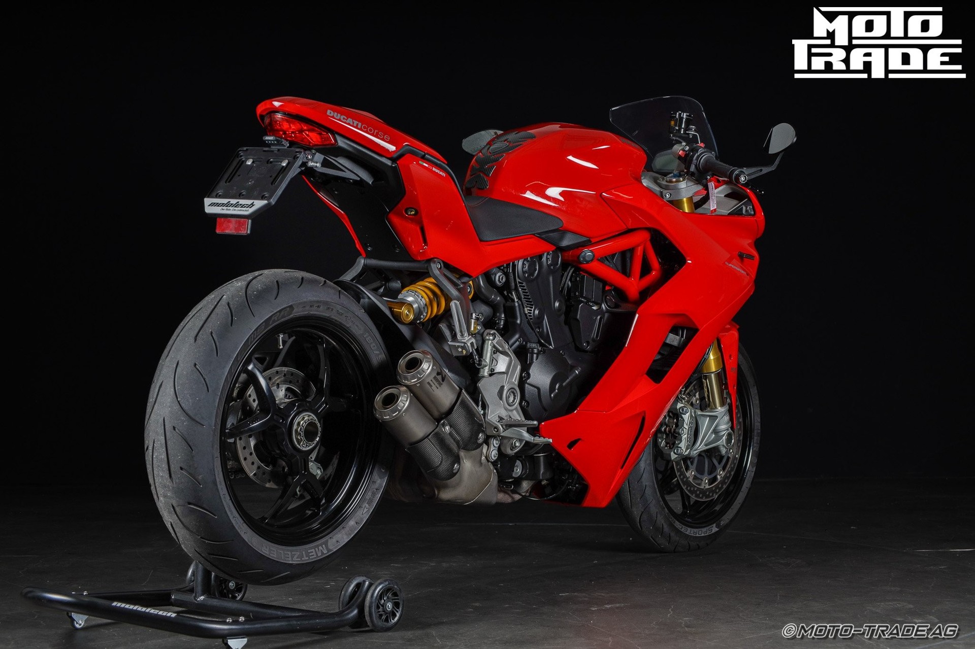 DUCATI Supersport 950 S AKRAPOVIC-showroom-element-2
