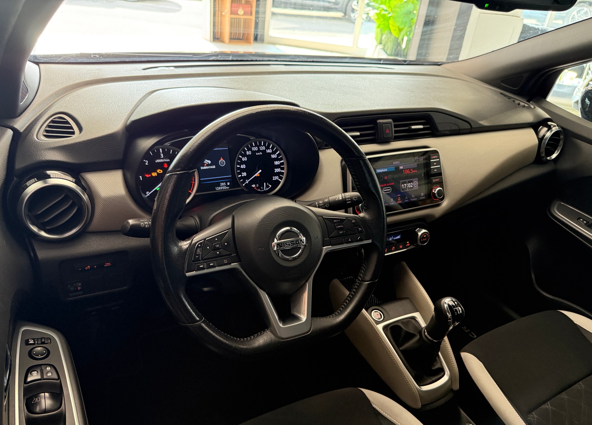 NISSAN Micra 1.5 dCi Acenta-image-4
