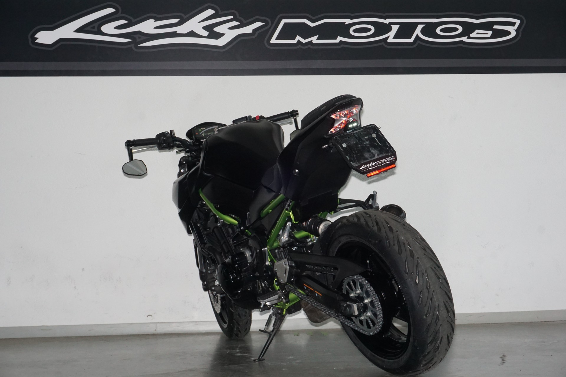 KAWASAKI Z 900-image-2