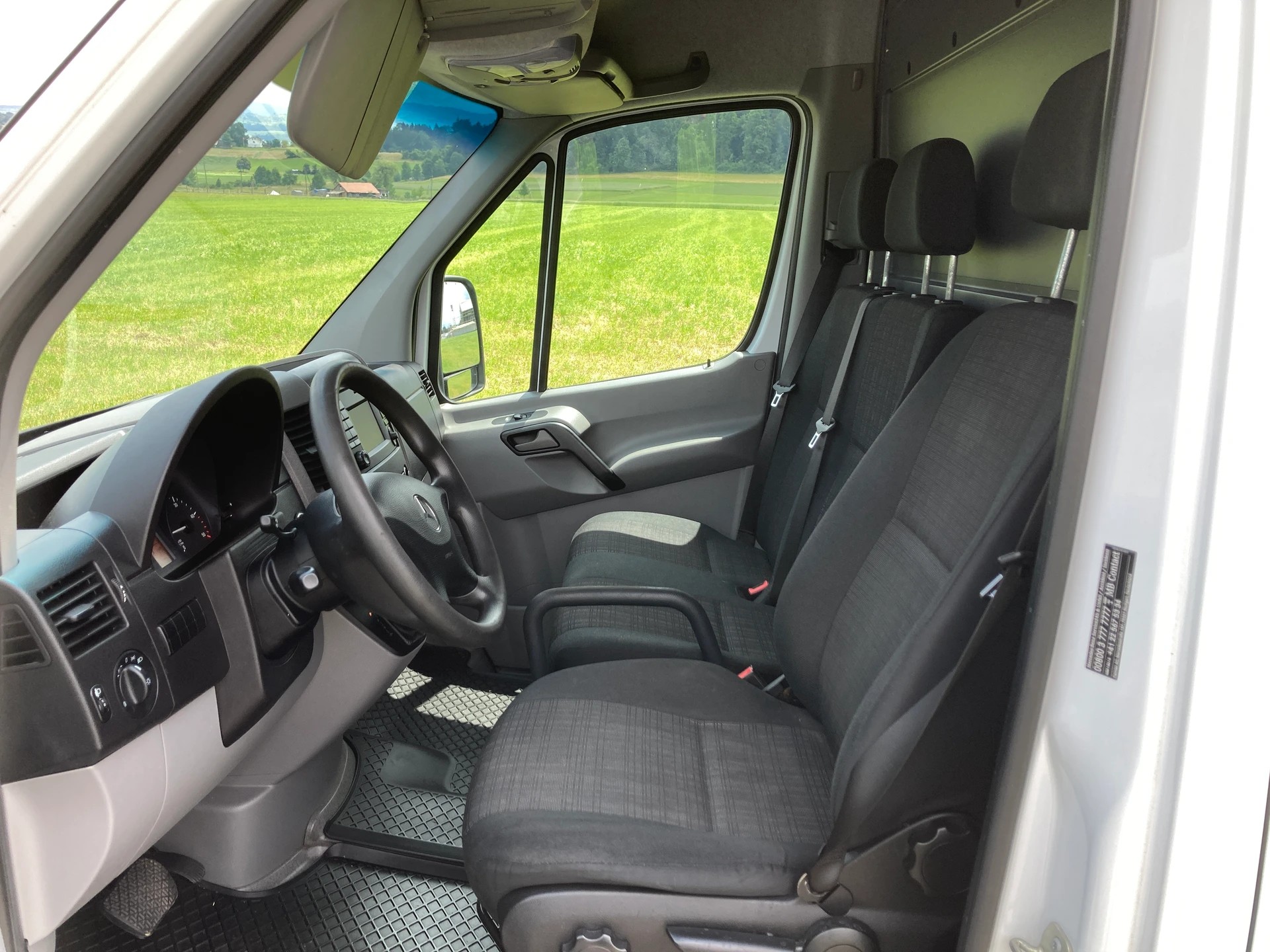 MERCEDES-BENZ Sprinter 314 CDI Standard 7G-Tronic mit Navigation und Tempomat-image-7