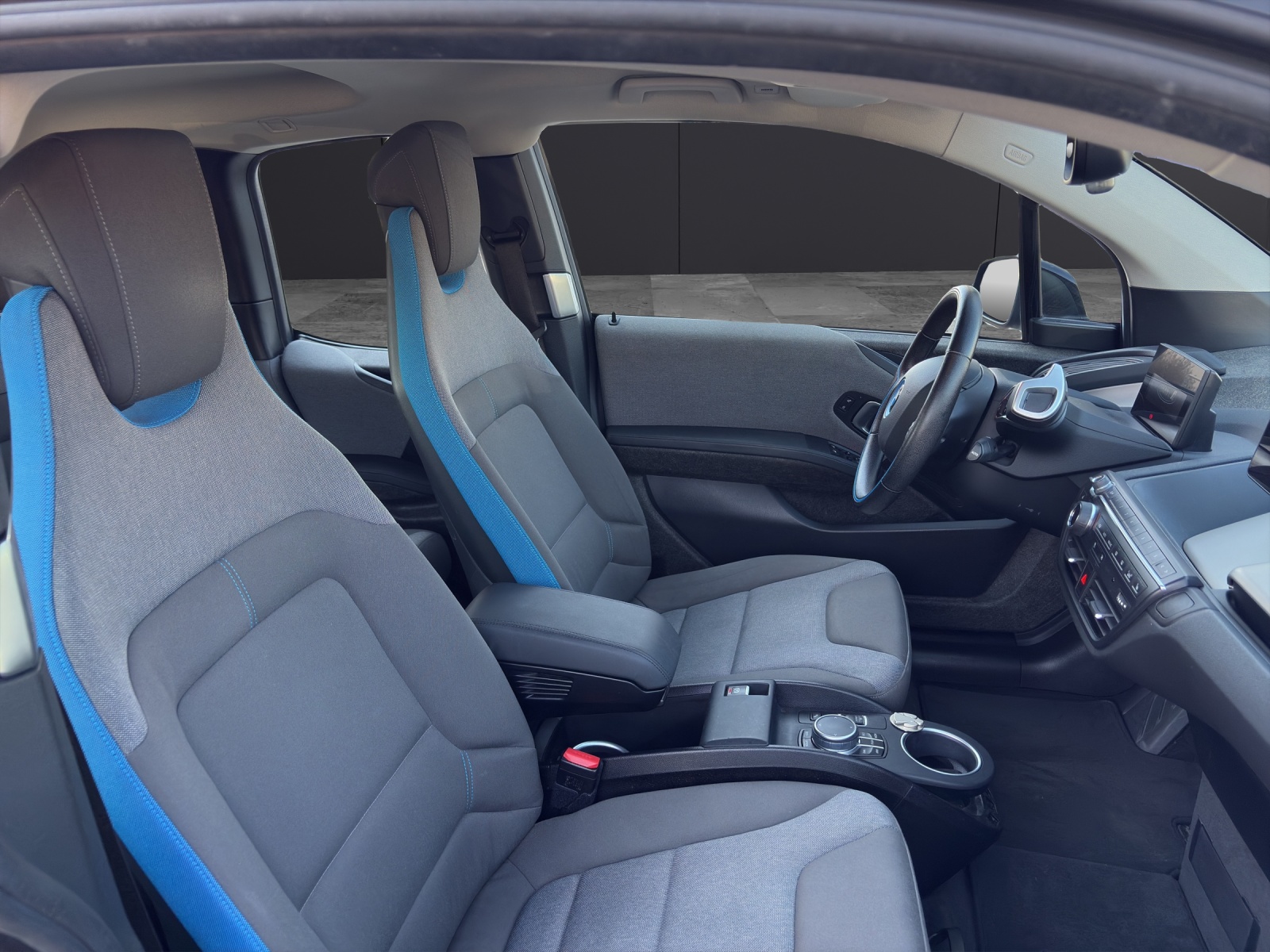 BMW i3 120 Ah-image-10