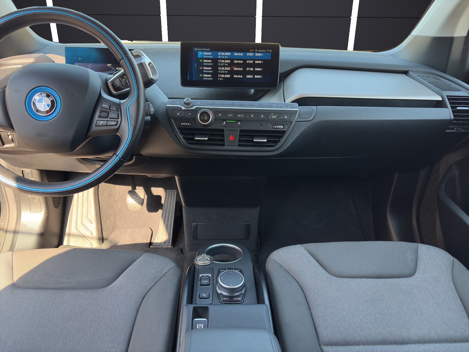 BMW i3 120 Ah-image-15