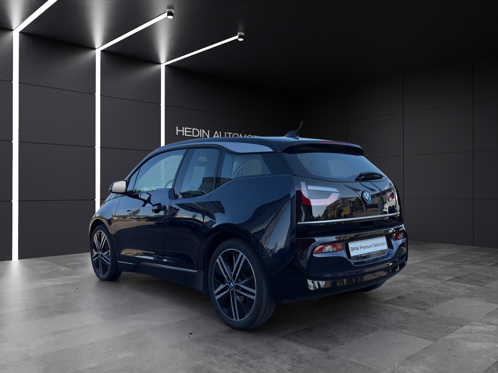 BMW i3 120 Ah-showroom-element-3