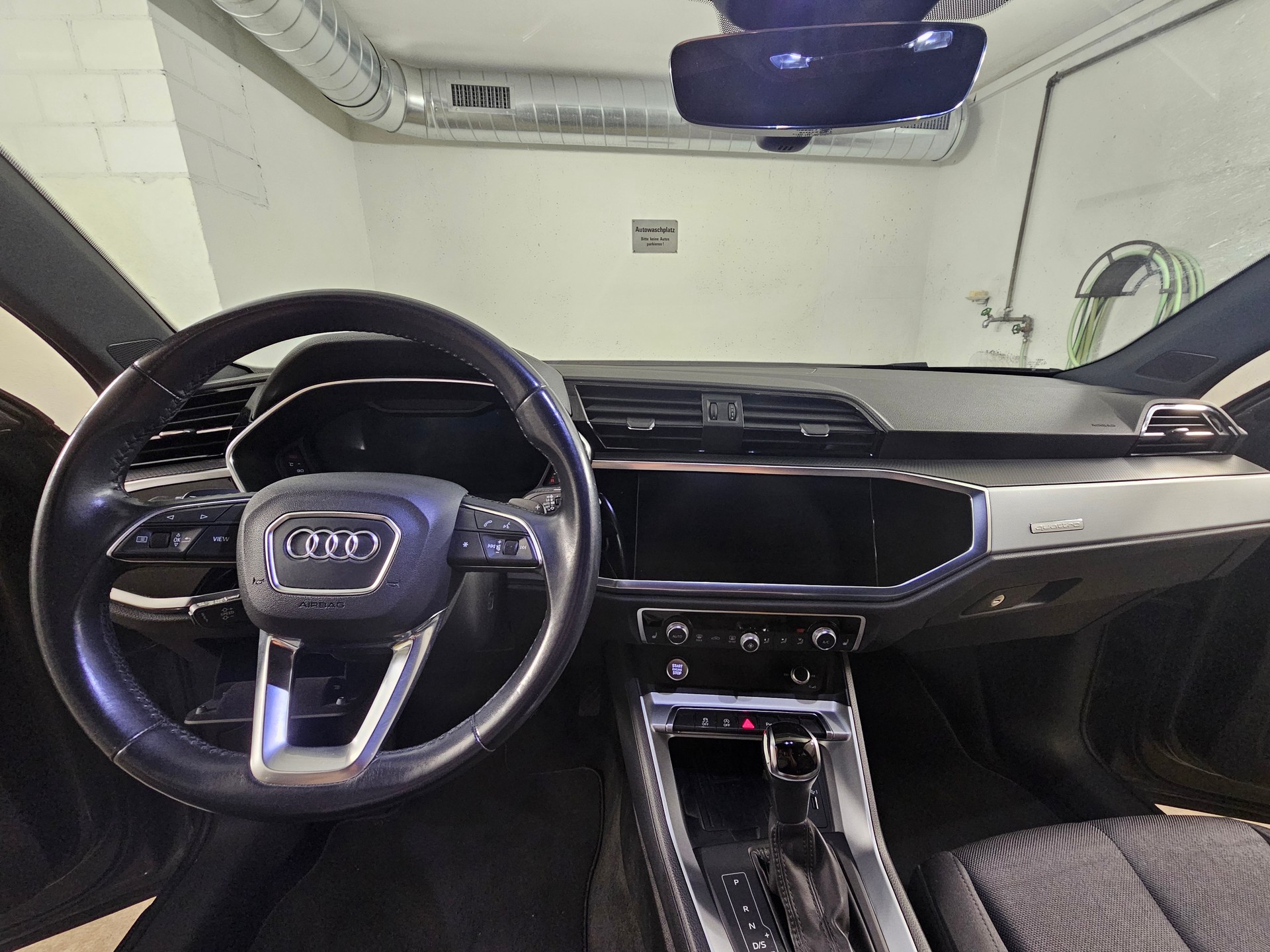 AUDI 2.0 40 TFSI quattro S-Tronic-image-2
