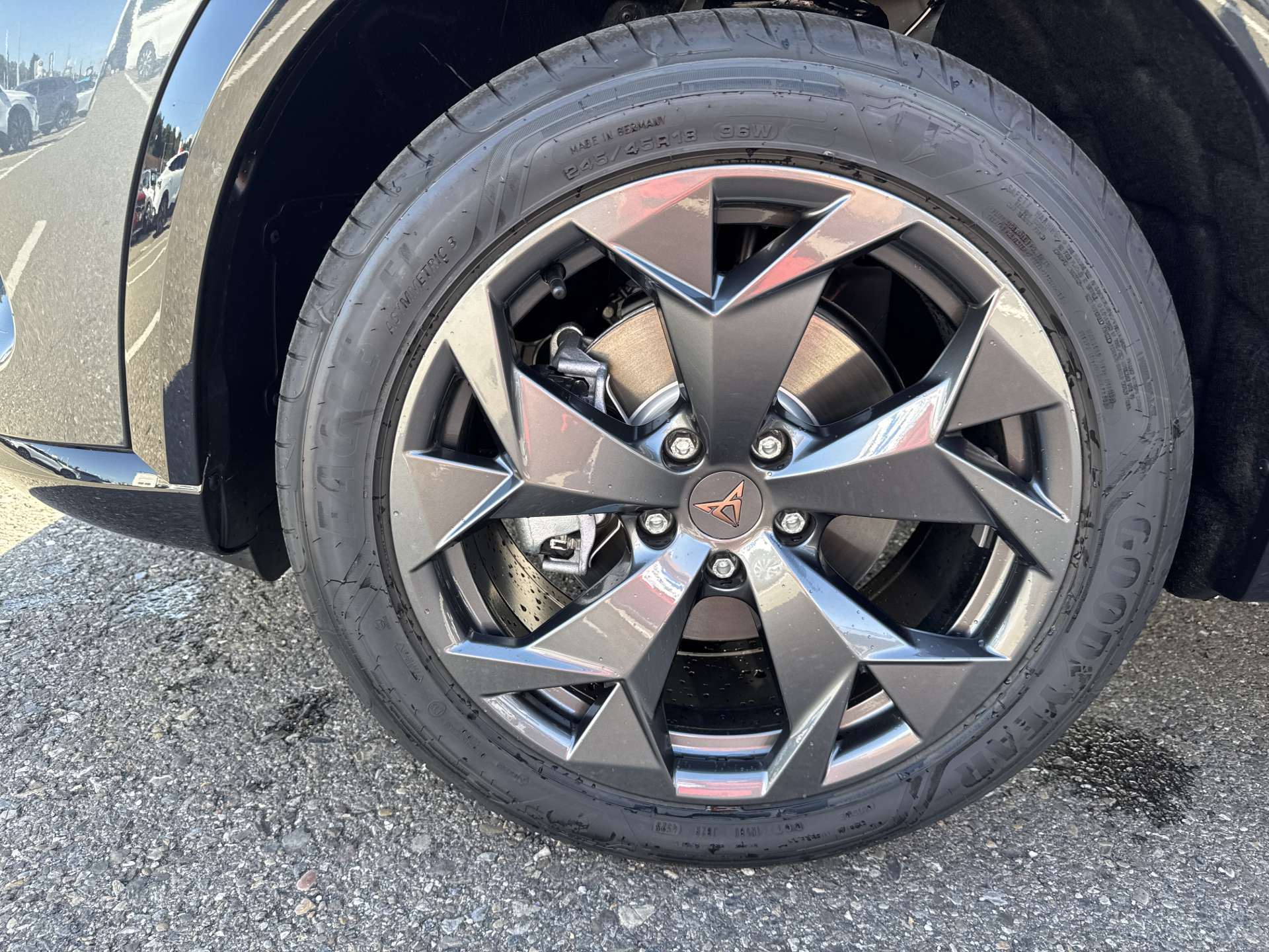 CUPRA Formentor 1.5 TSi DSG-Automat-image-8