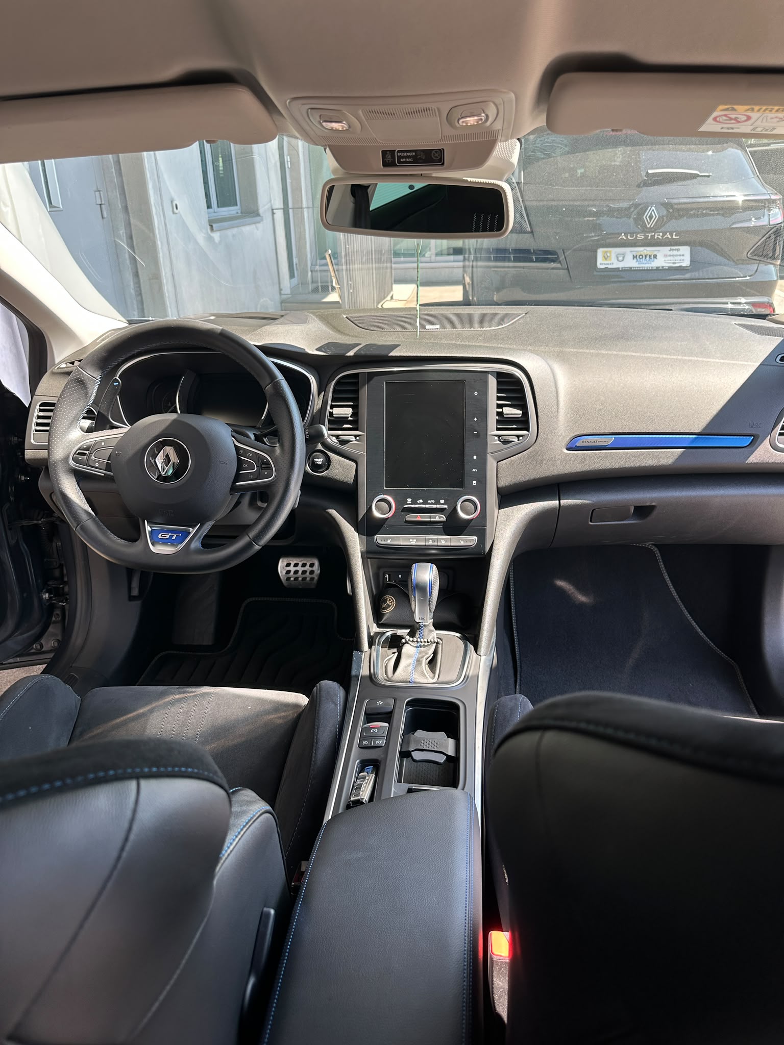 RENAULT Mégane 1.6 16V Turbo GT EDC-image-5