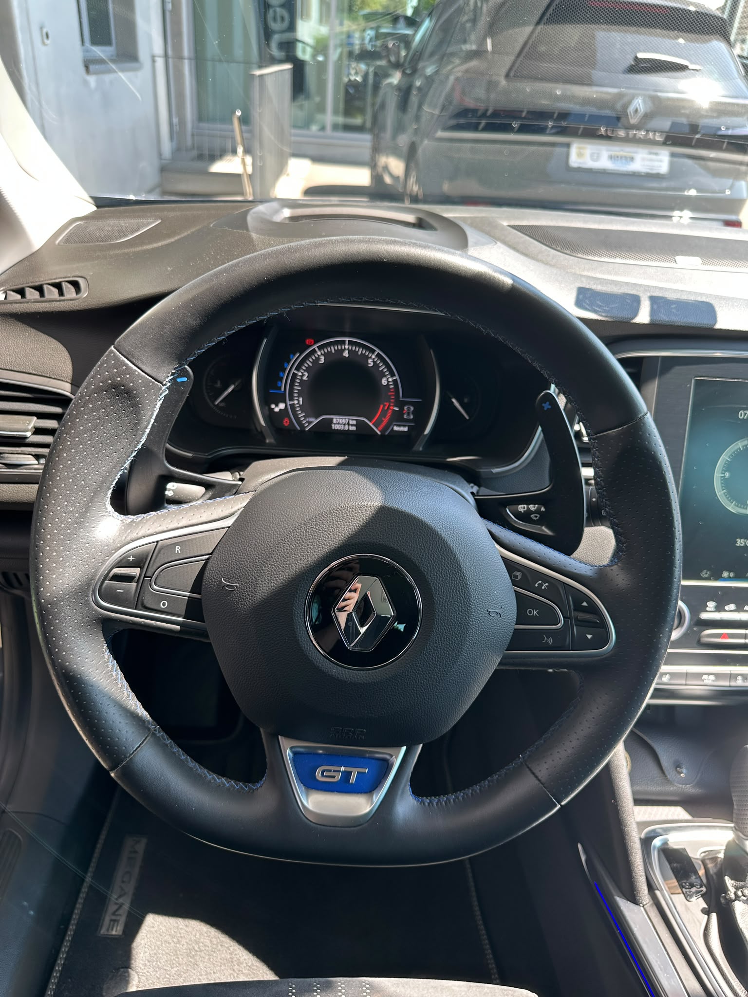 RENAULT Mégane 1.6 16V Turbo GT EDC-image-8