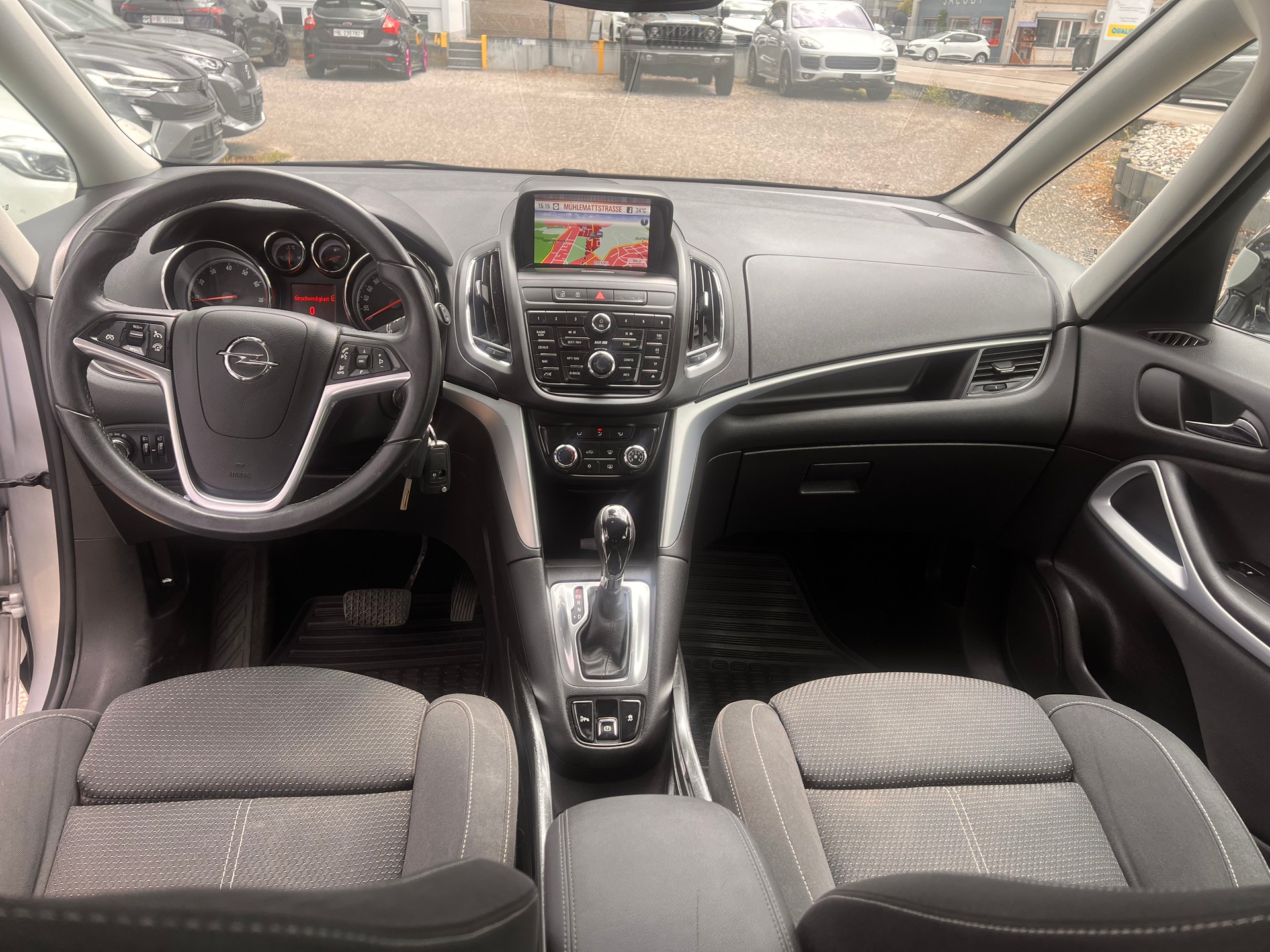 OPEL Zafira Tourer 1.4i 16V Turbo Enjoy Automatic-image-8
