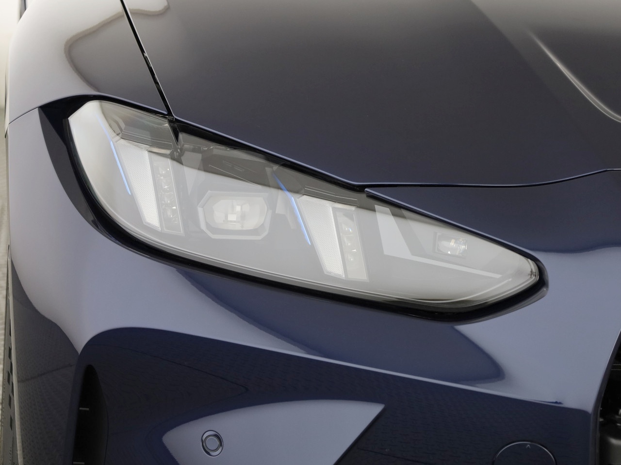 BMW M3 Touring xDrive Competition M-image-6