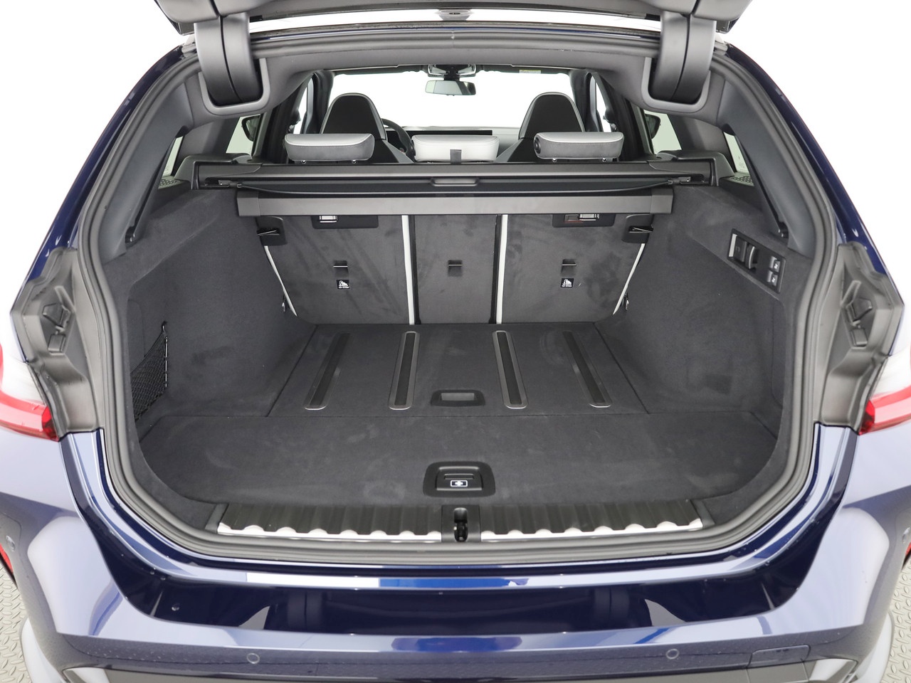 BMW M3 Touring xDrive Competition M-image-9