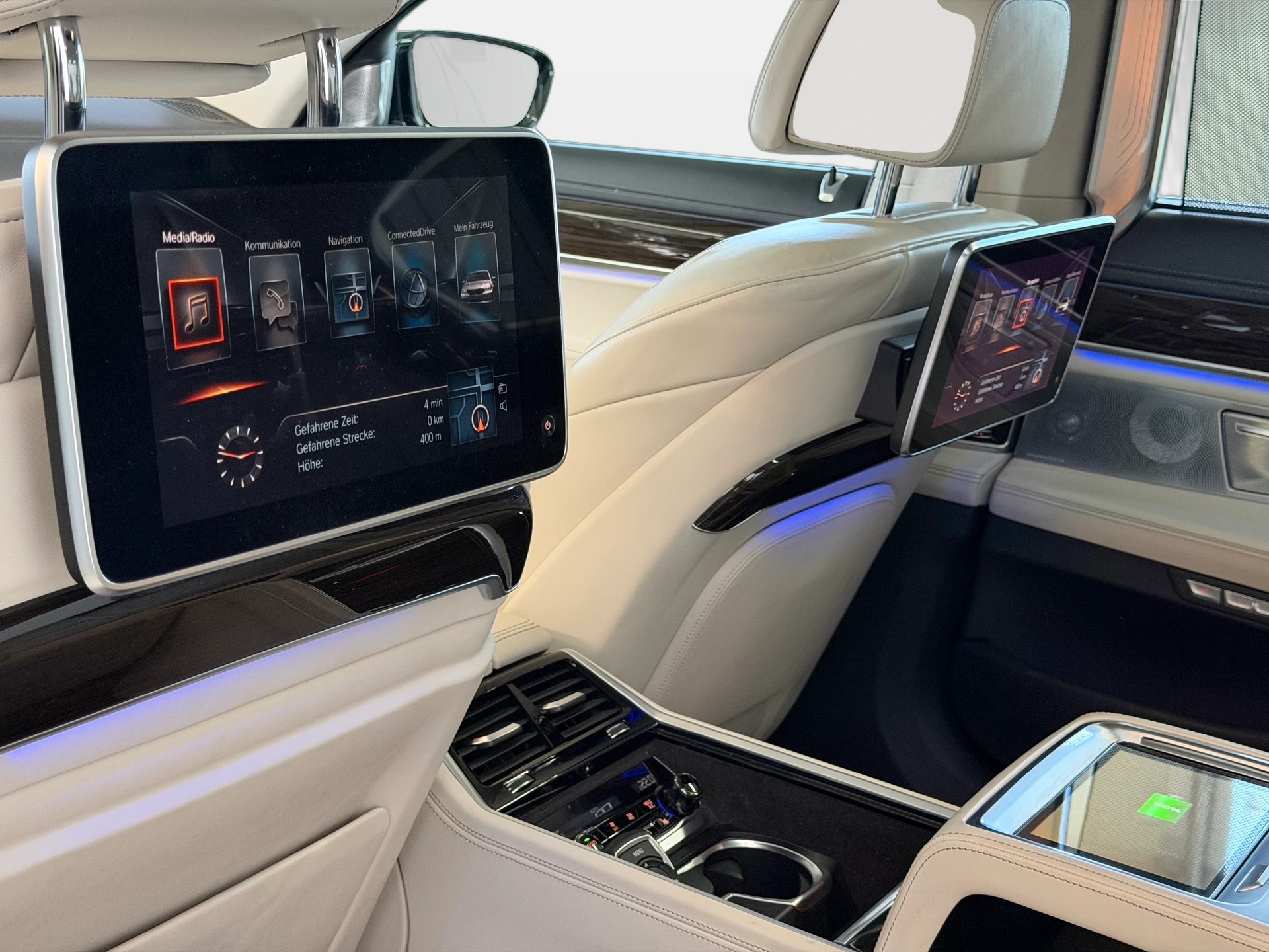BMW 750Li xDrive Steptronic | CH-Auto | Ab MFK | BMW Service | Laserlight | Executive Lounge-image-19