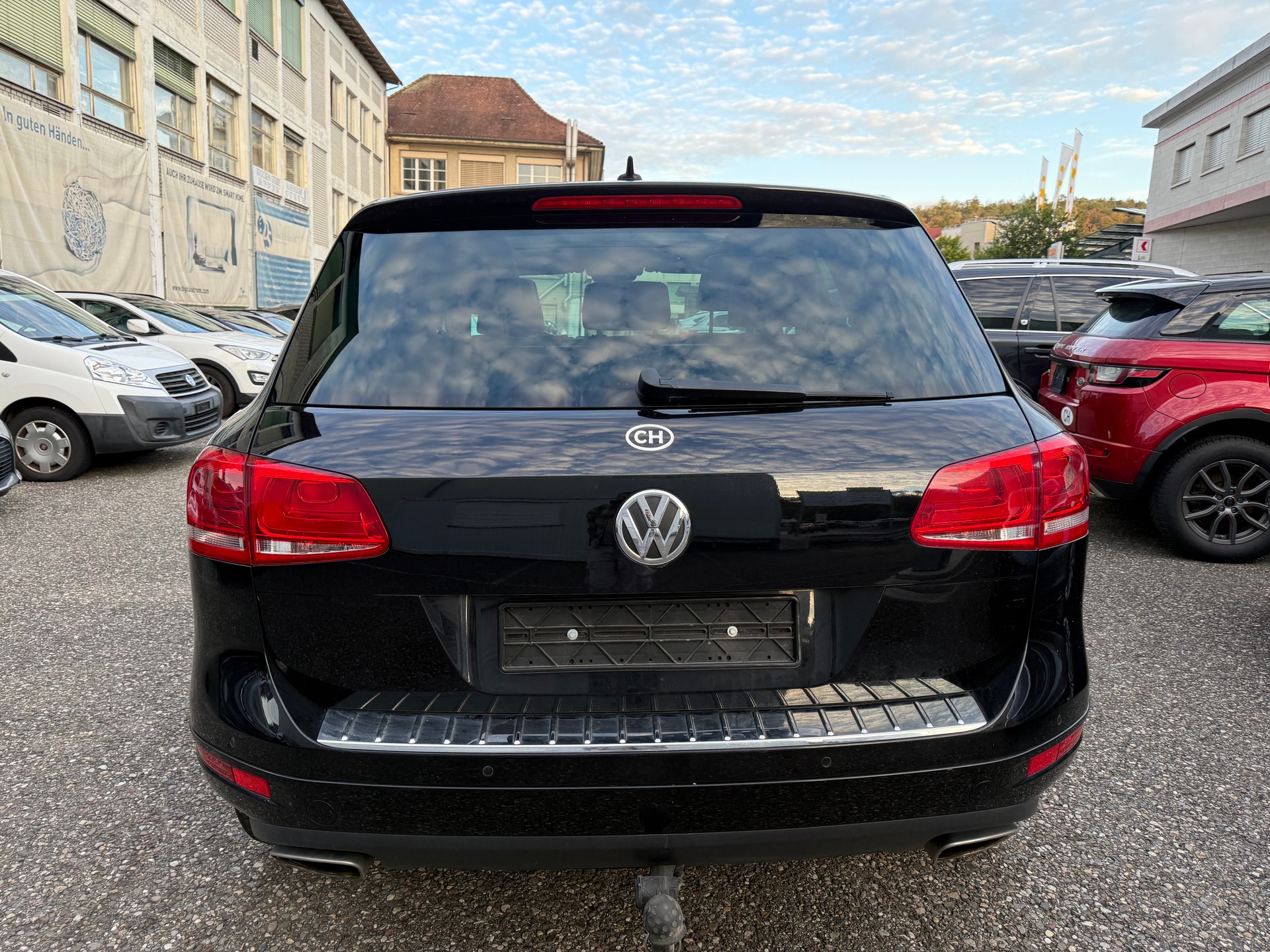 VW Touareg 3.0 TDI BlueMotion Technology Tiptronic-image-3