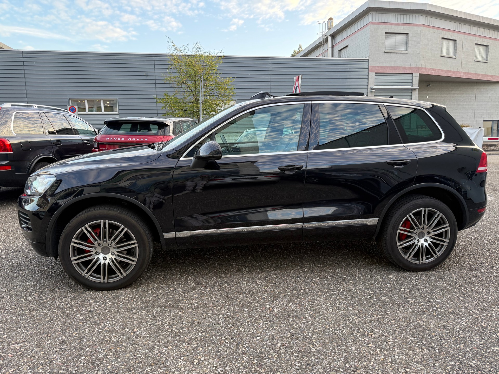 VW Touareg 3.0 TDI BlueMotion Technology Tiptronic-image-1