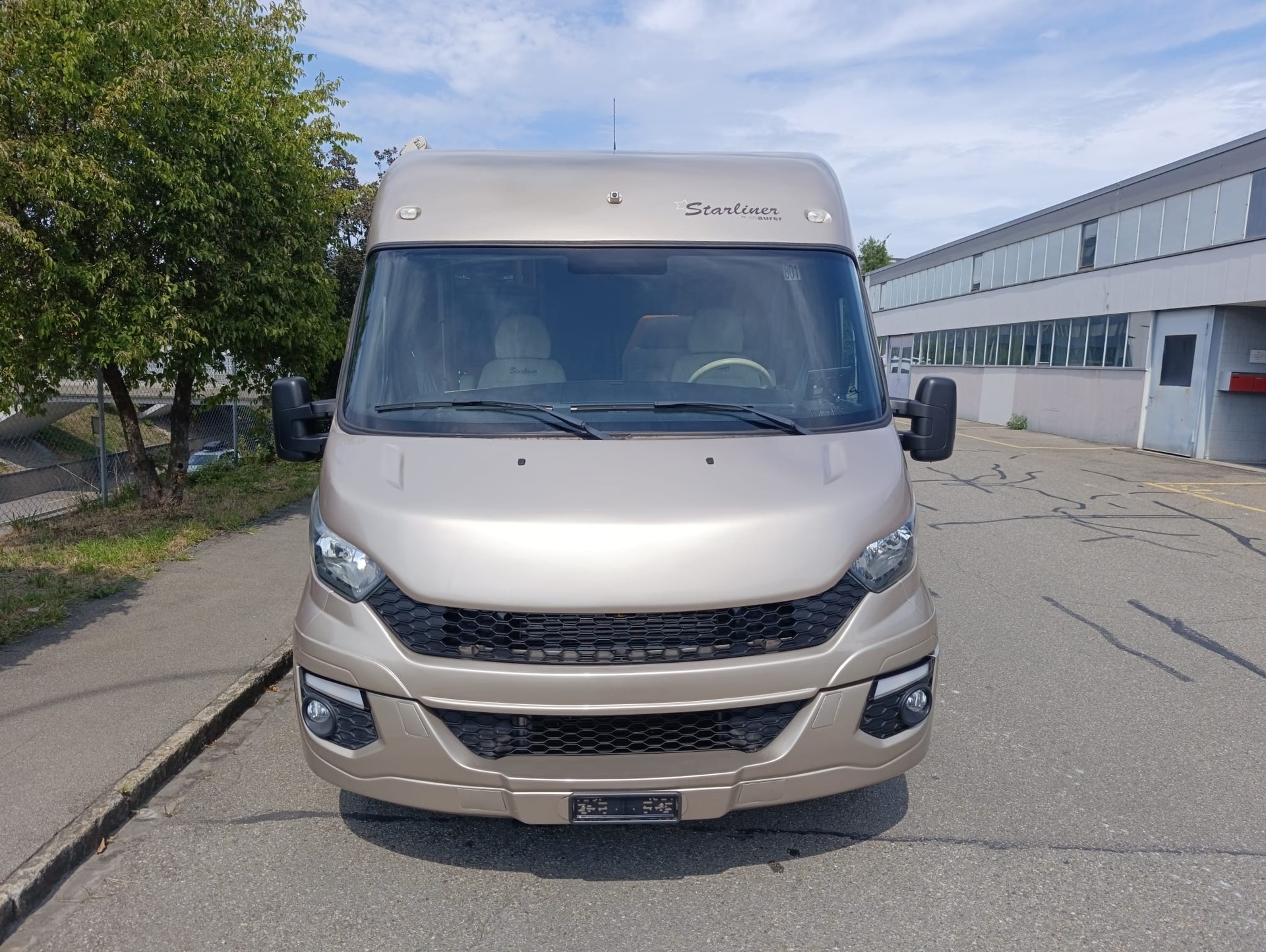 STARLINER IS35S12AA ***vollen Komfort für spontane Reisen – einfach einsteigen und losfahren ***-image-4