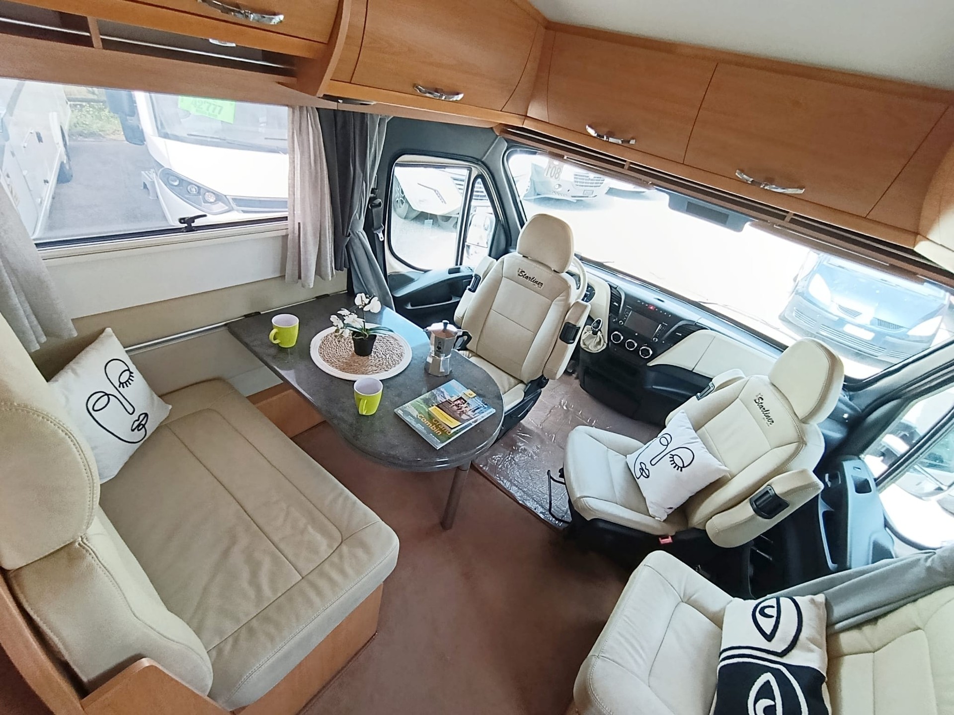 STARLINER IS35S12AA ***vollen Komfort für spontane Reisen – einfach einsteigen und losfahren ***-image-15
