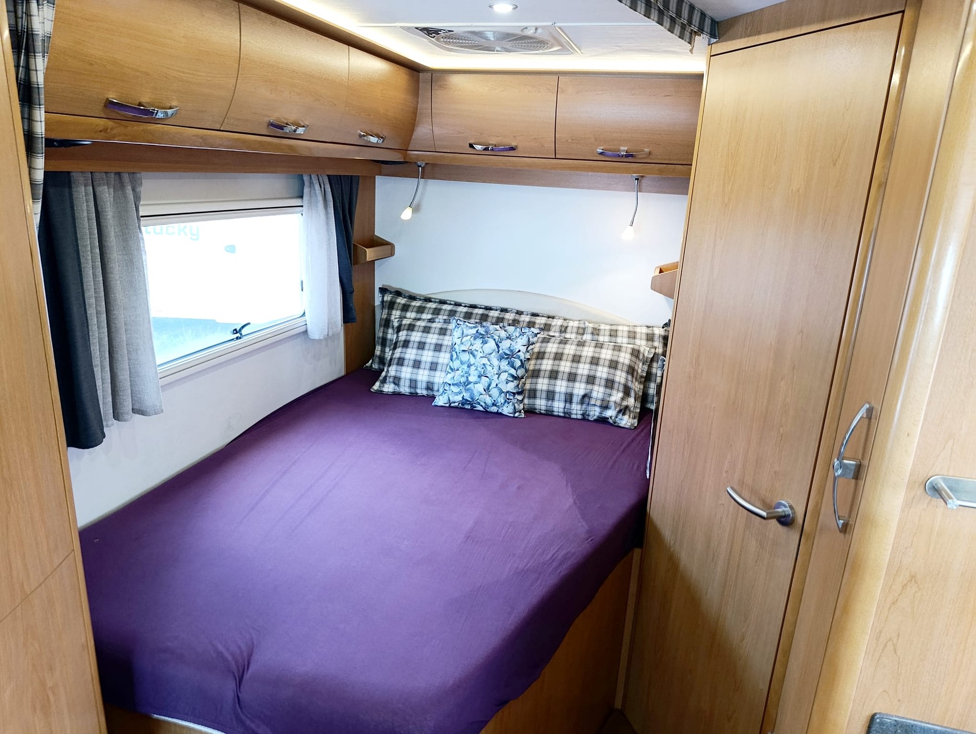 STARLINER IS35S12AA ***vollen Komfort für spontane Reisen – einfach einsteigen und losfahren ***-image-3