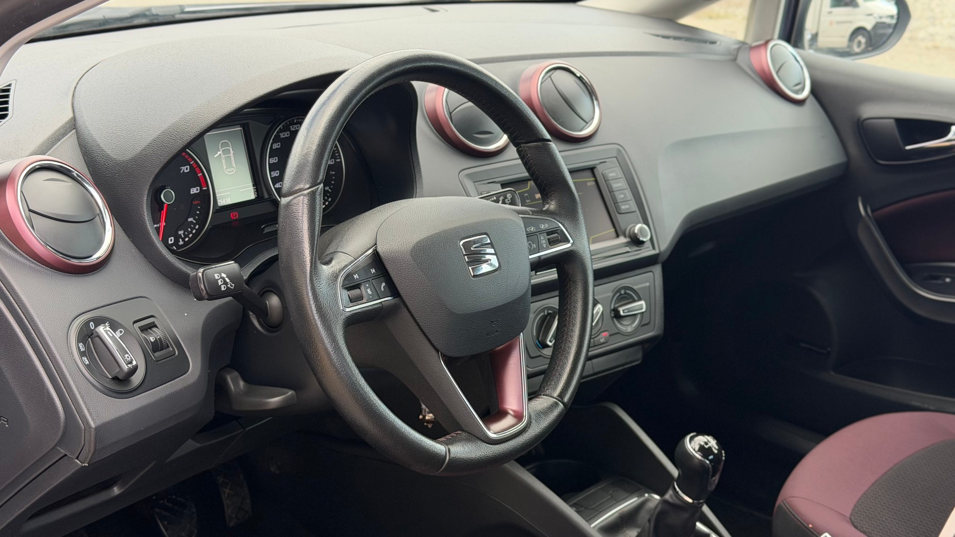 SEAT Ibiza ST 1.2 TSI Style-image-6