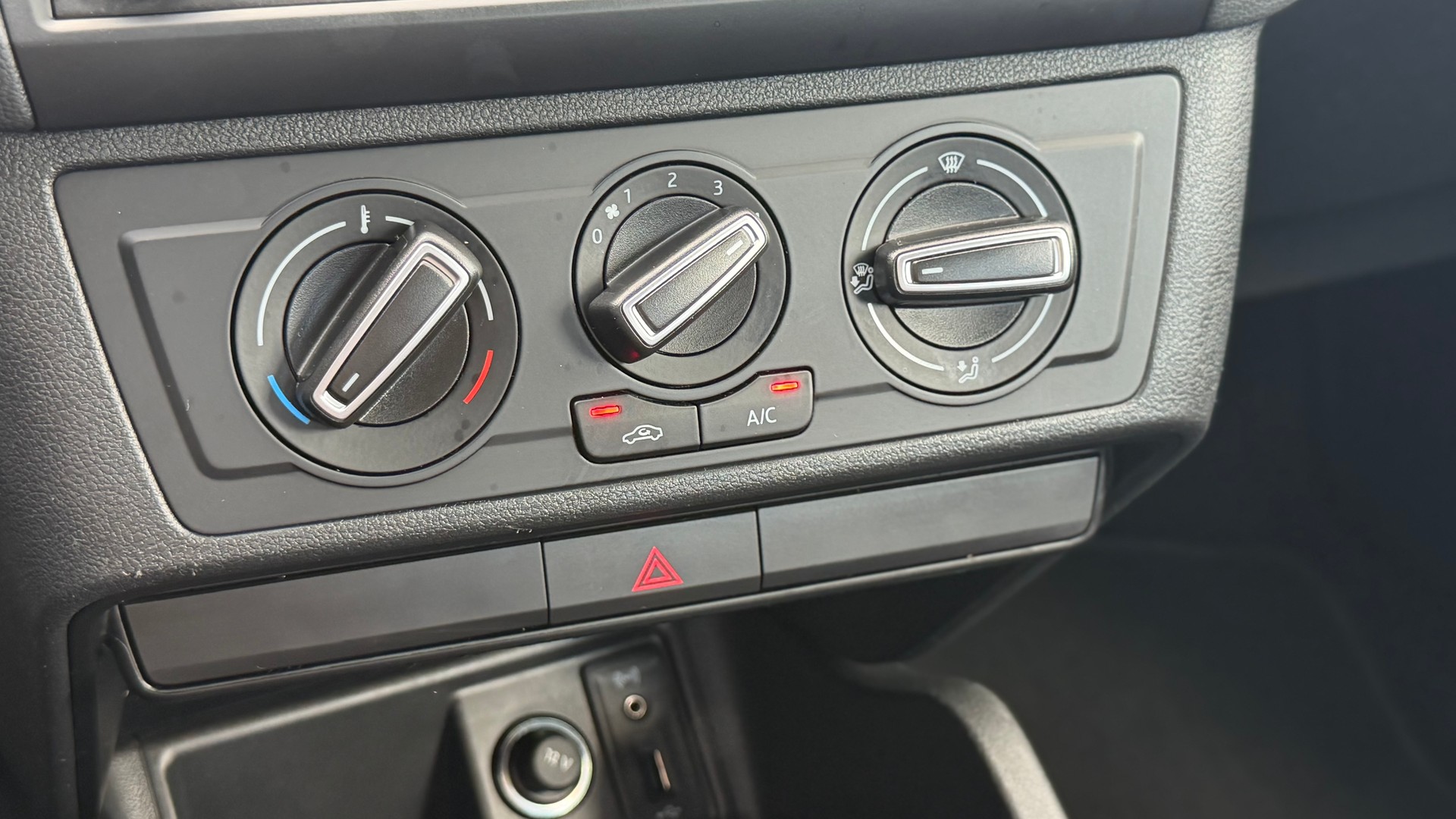 SEAT Ibiza ST 1.2 TSI Style-image-11