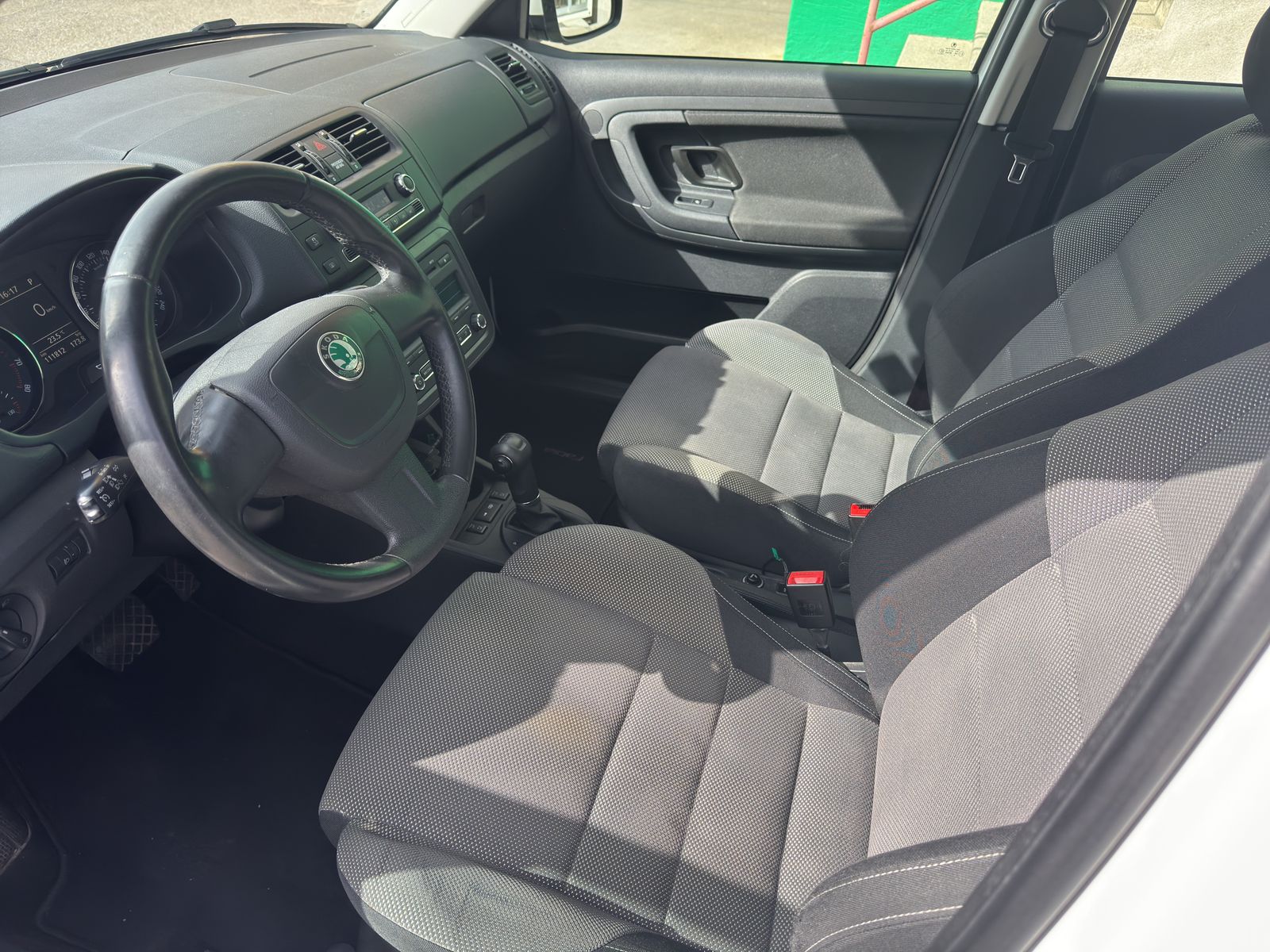 SKODA Fabia 1.2 TSI Elegance DSG-image-6