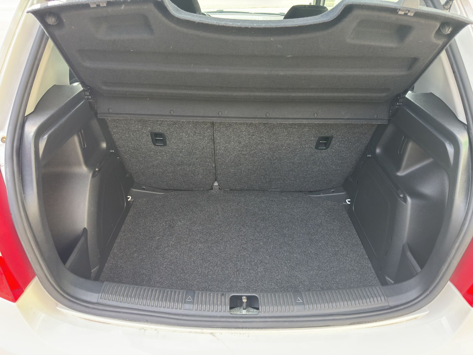 SKODA Fabia 1.2 TSI Elegance DSG-image-10